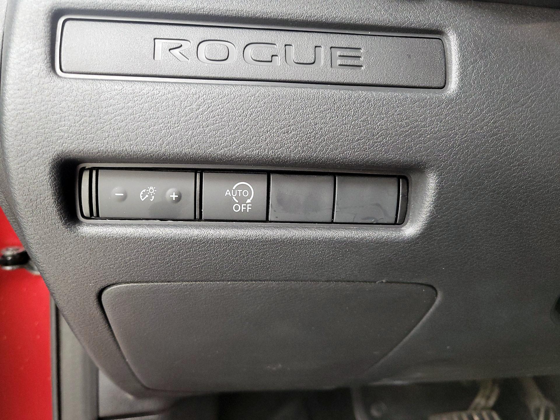 Thumbnail: 2023 Nissan Rogue - 13