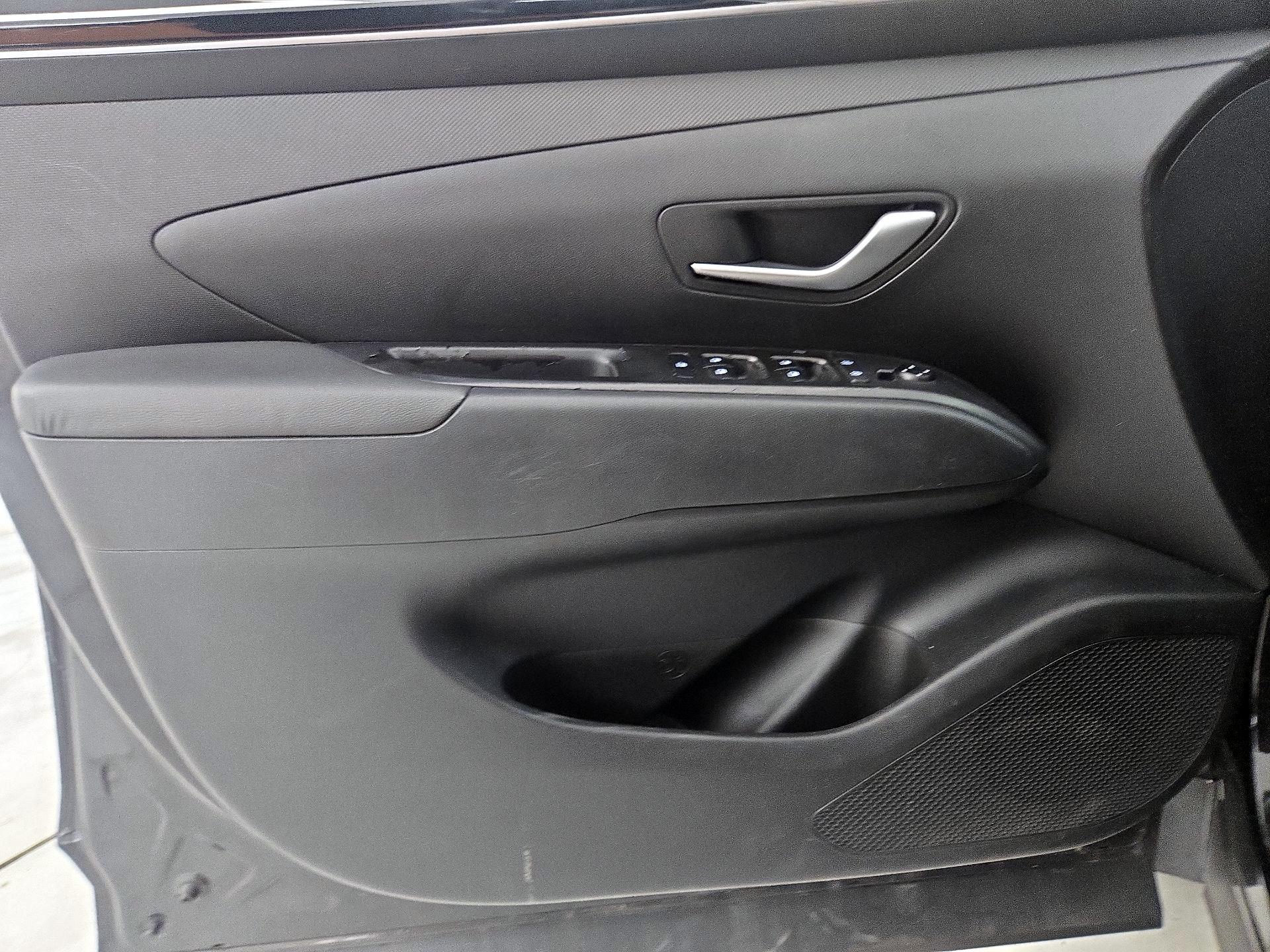 Thumbnail: 2022 Hyundai Tucson - 12