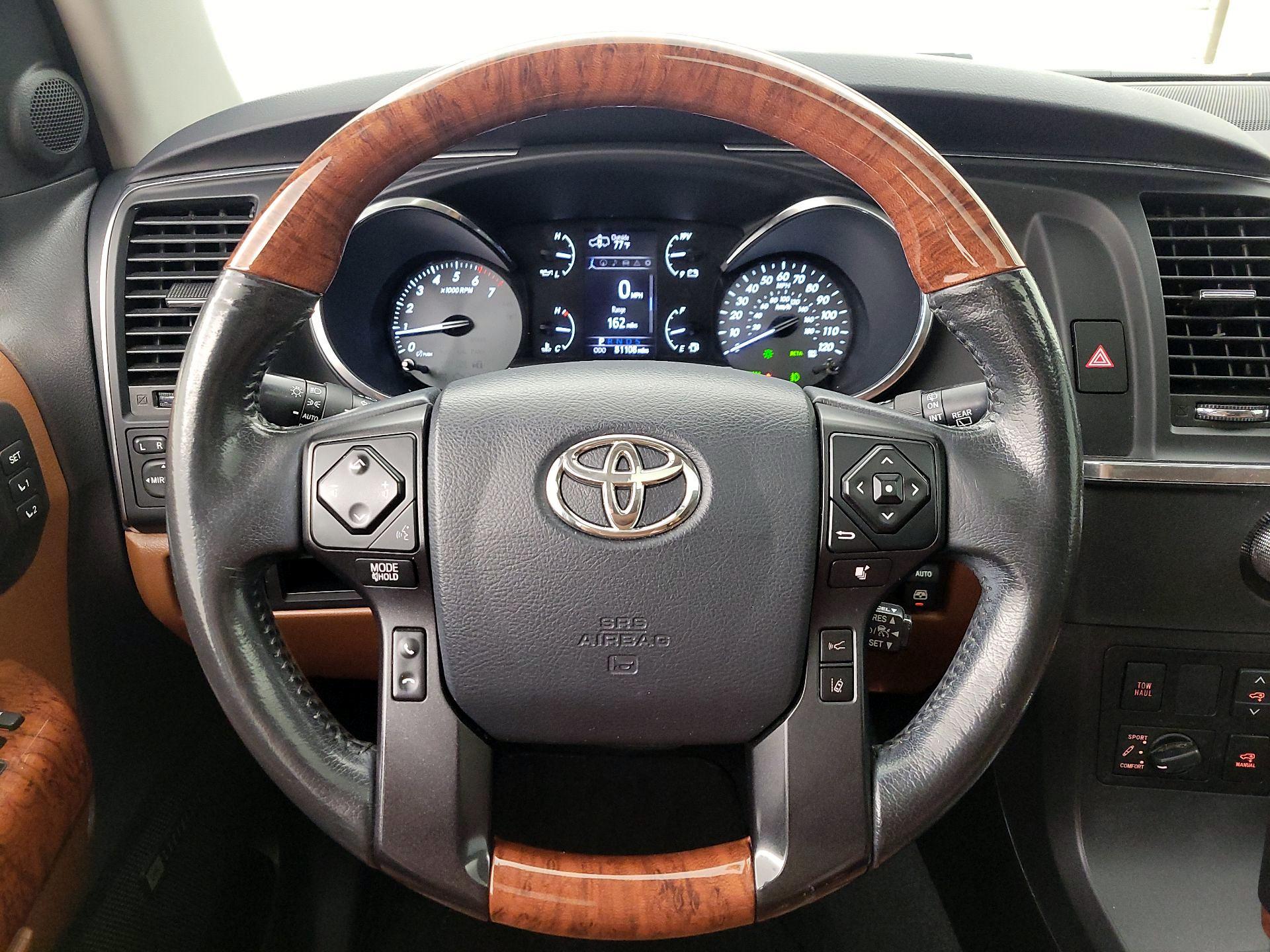 Thumbnail: 2018 Toyota Sequoia - 10
