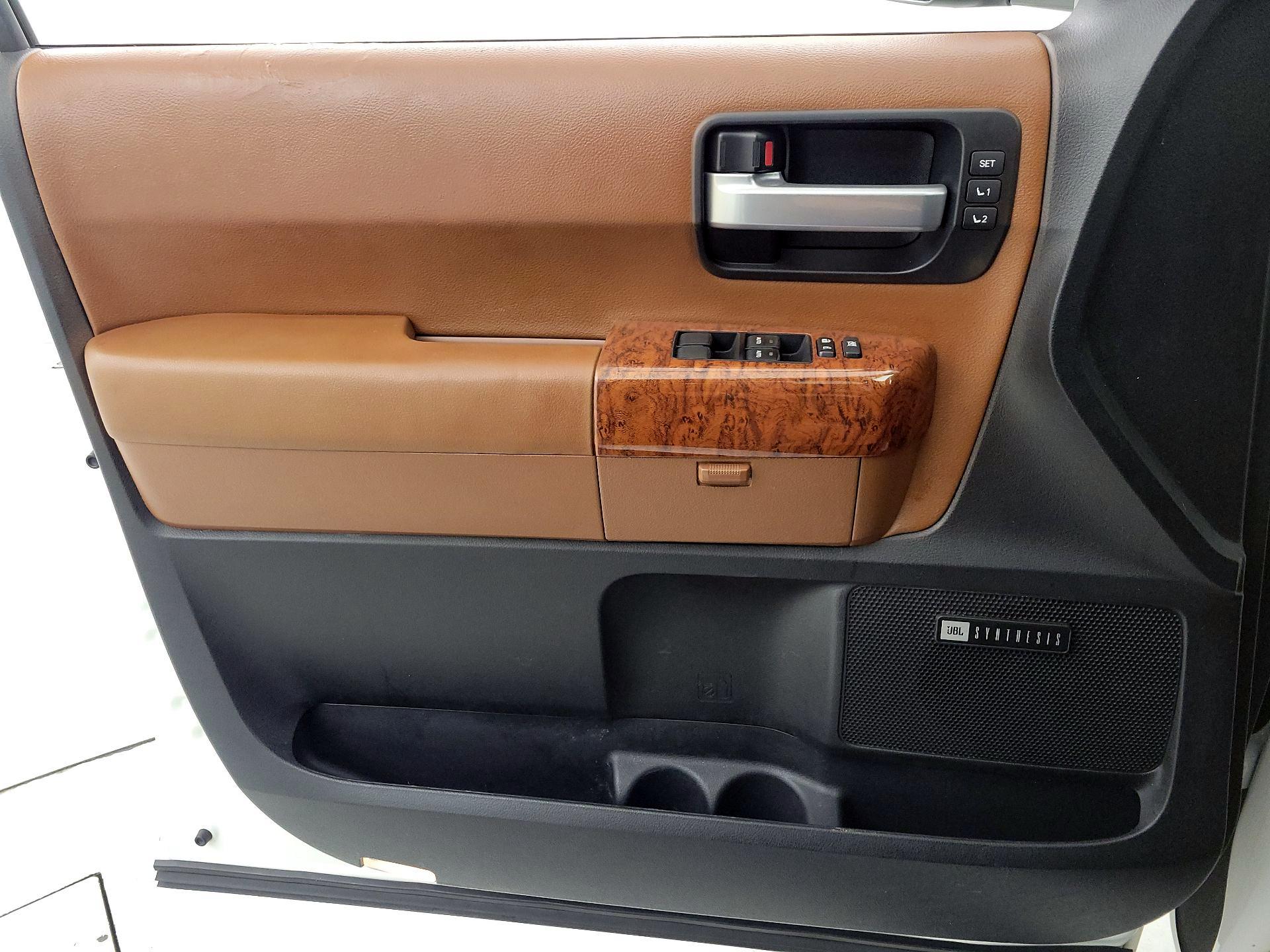 Thumbnail: 2018 Toyota Sequoia - 12