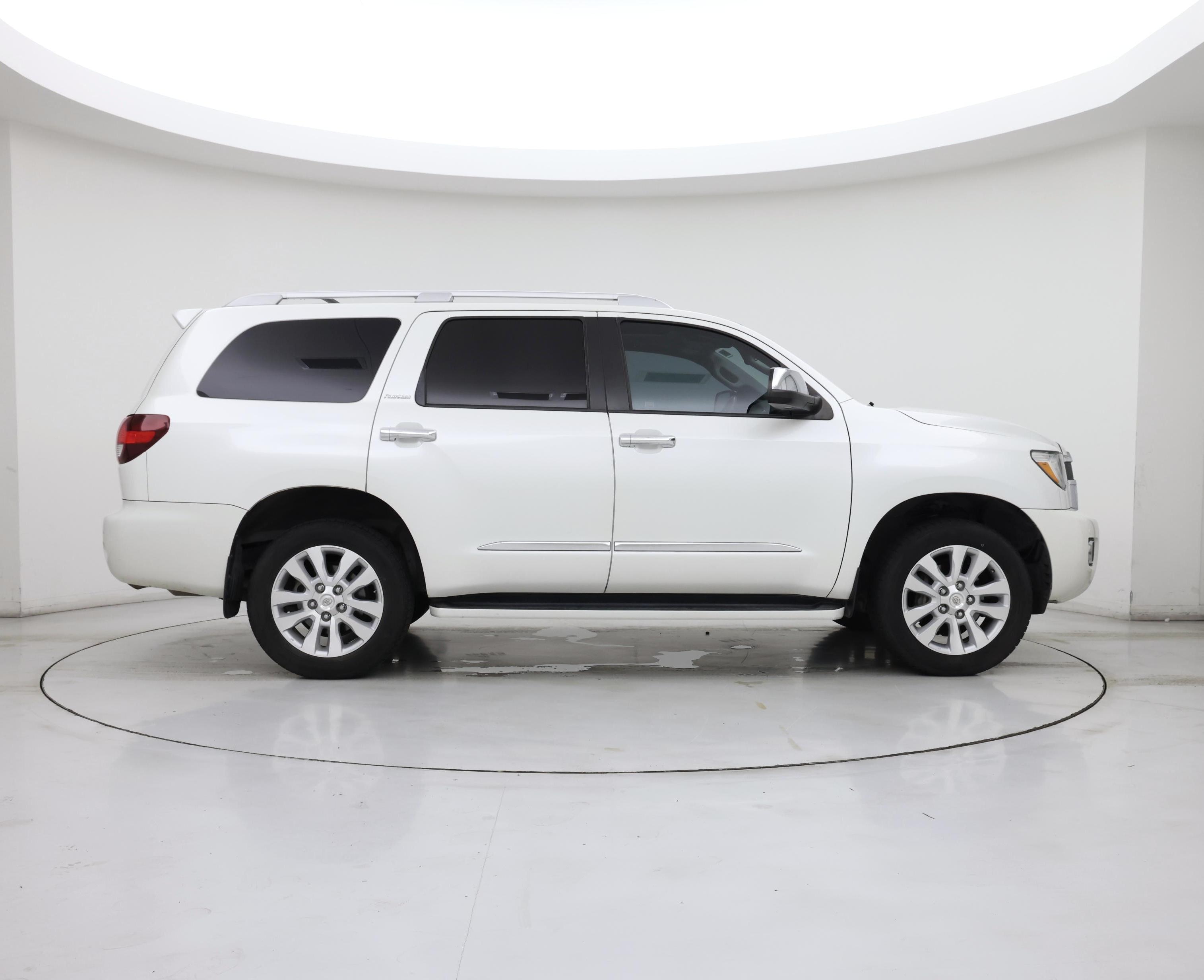 Thumbnail: 2018 Toyota Sequoia - 7