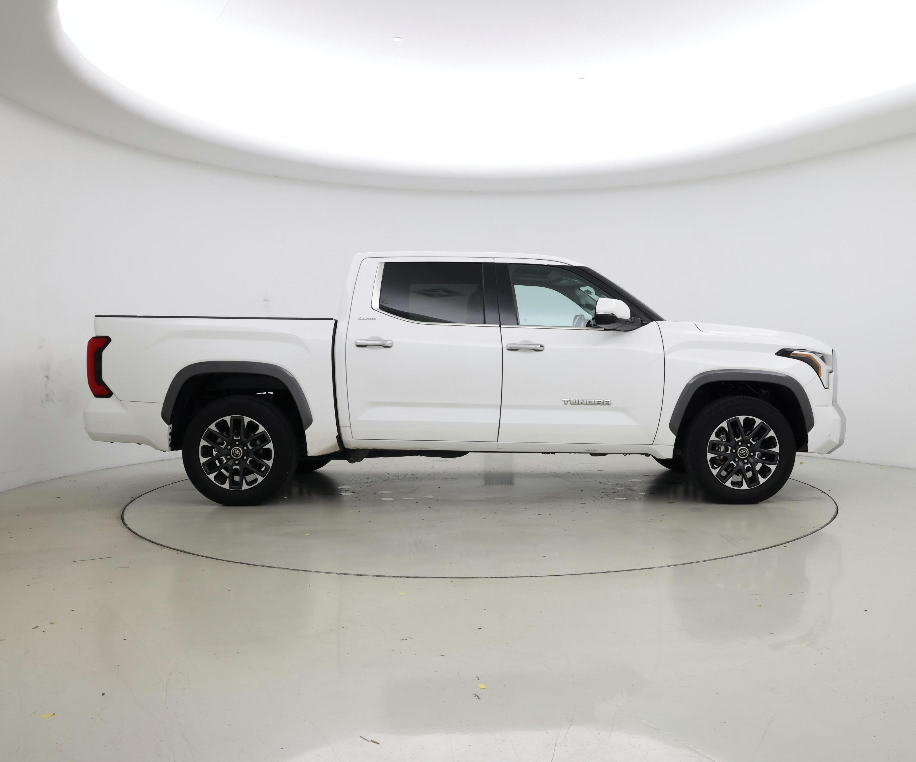 Thumbnail: 2023 Toyota Tundra - 7