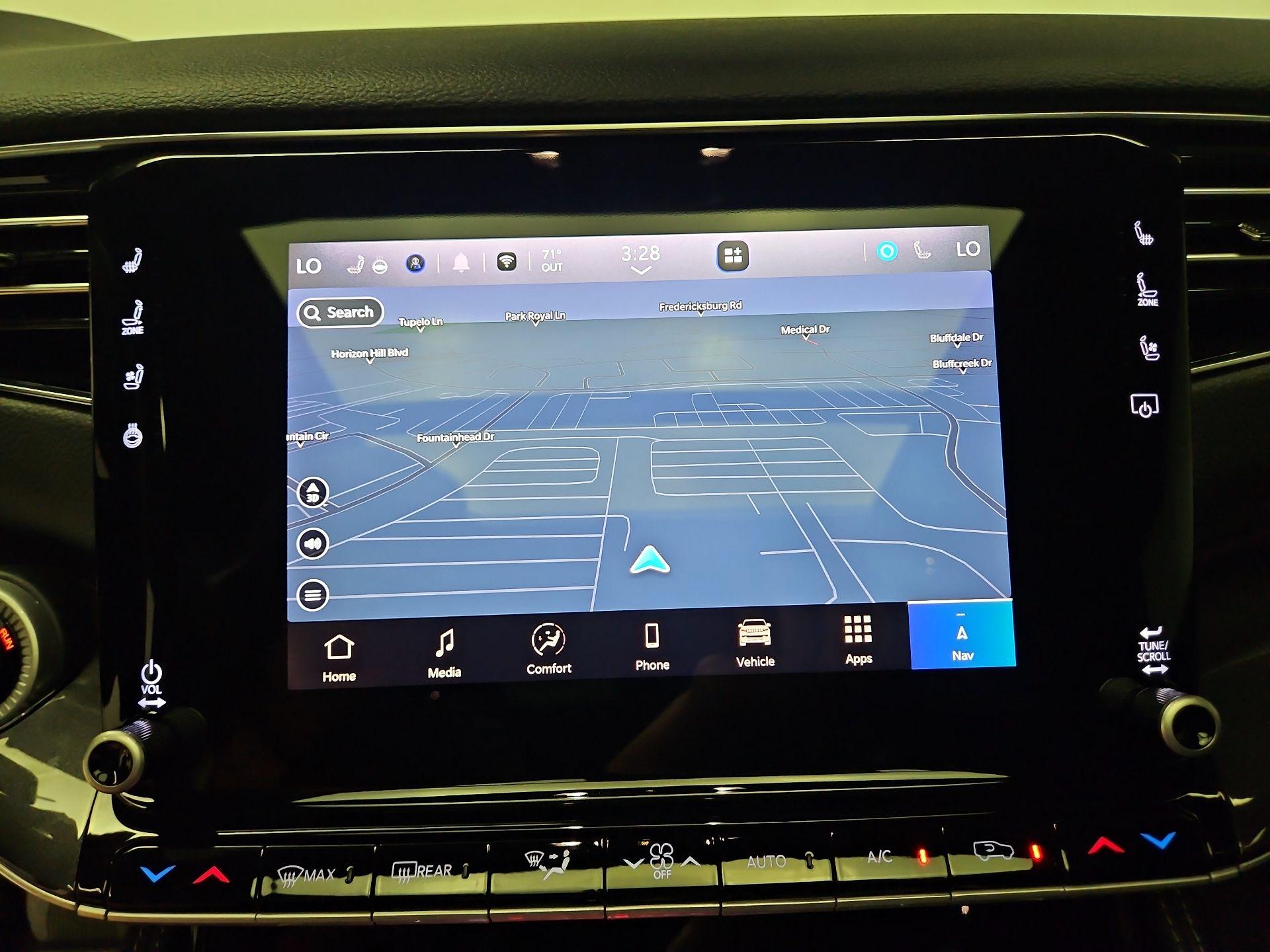 Thumbnail: 2024 Jeep Wagoneer - 14