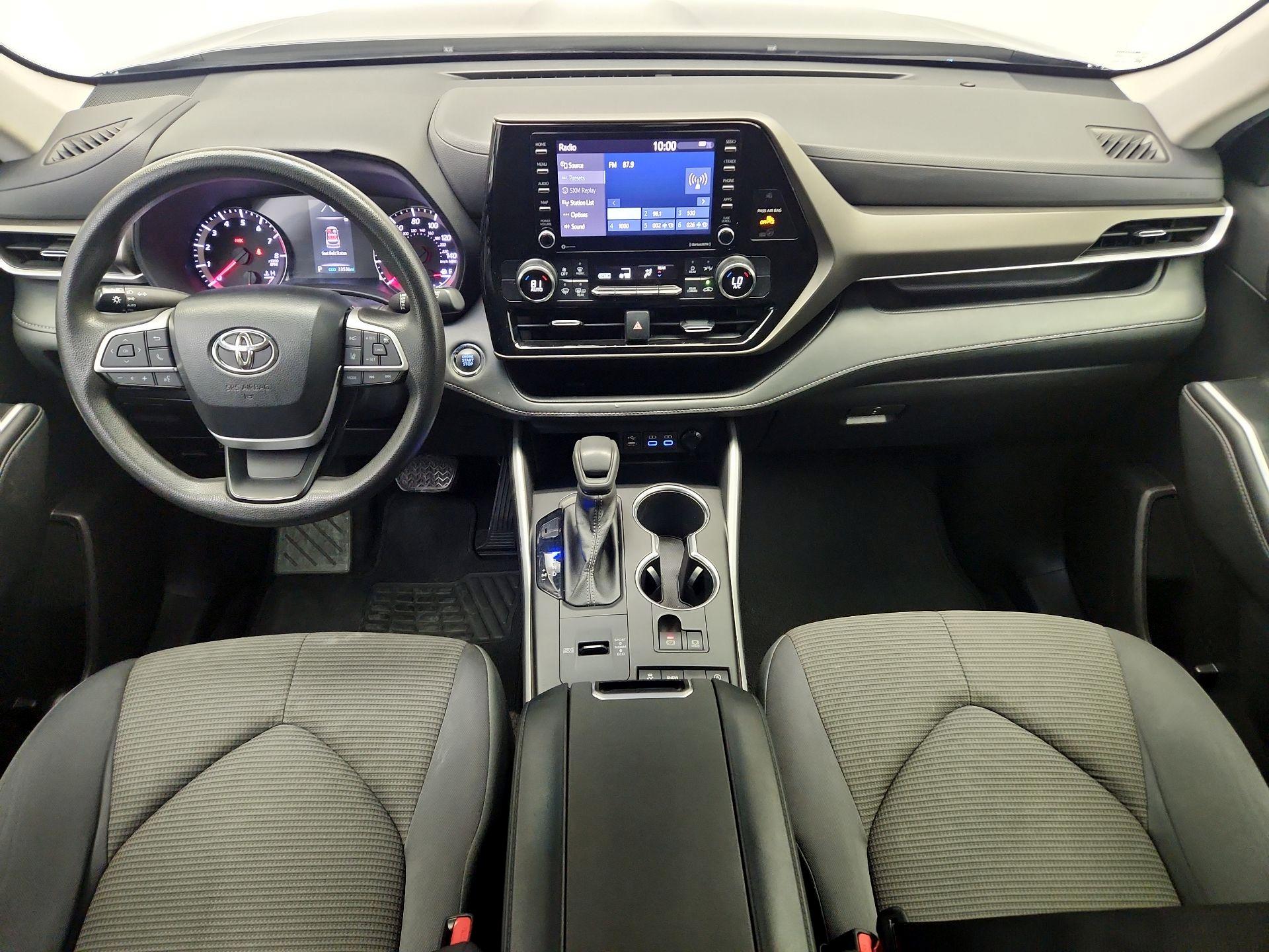 Thumbnail: 2022 Toyota Highlander - 9