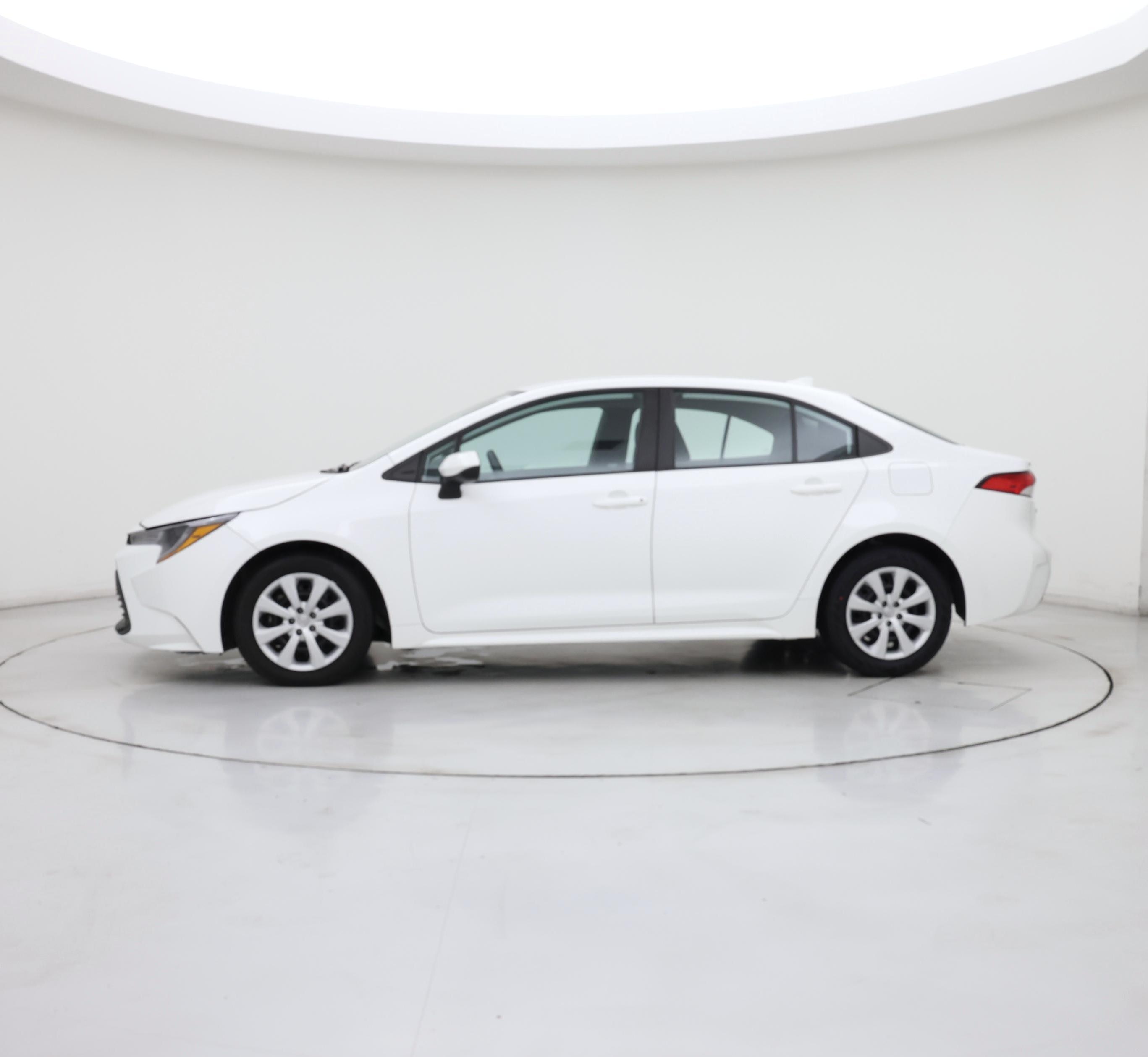 Thumbnail: 2023 Toyota Corolla - 3