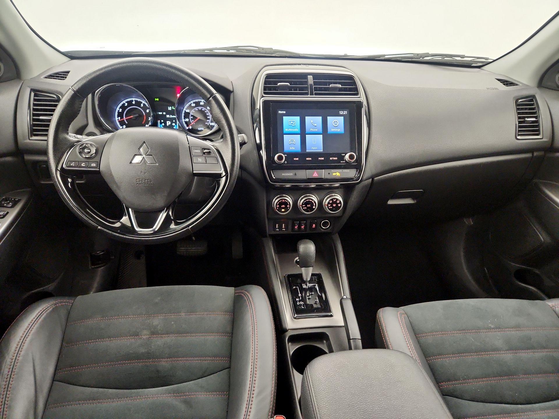 Thumbnail: 2023 Mitsubishi Outlander Sport - 9