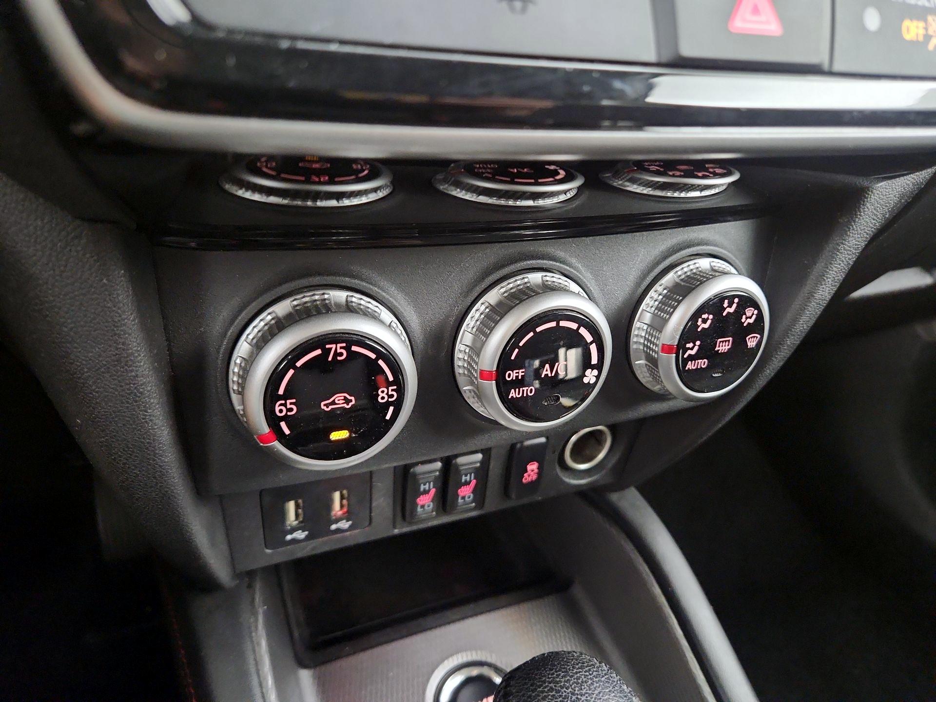 Thumbnail: 2023 Mitsubishi Outlander Sport - 16