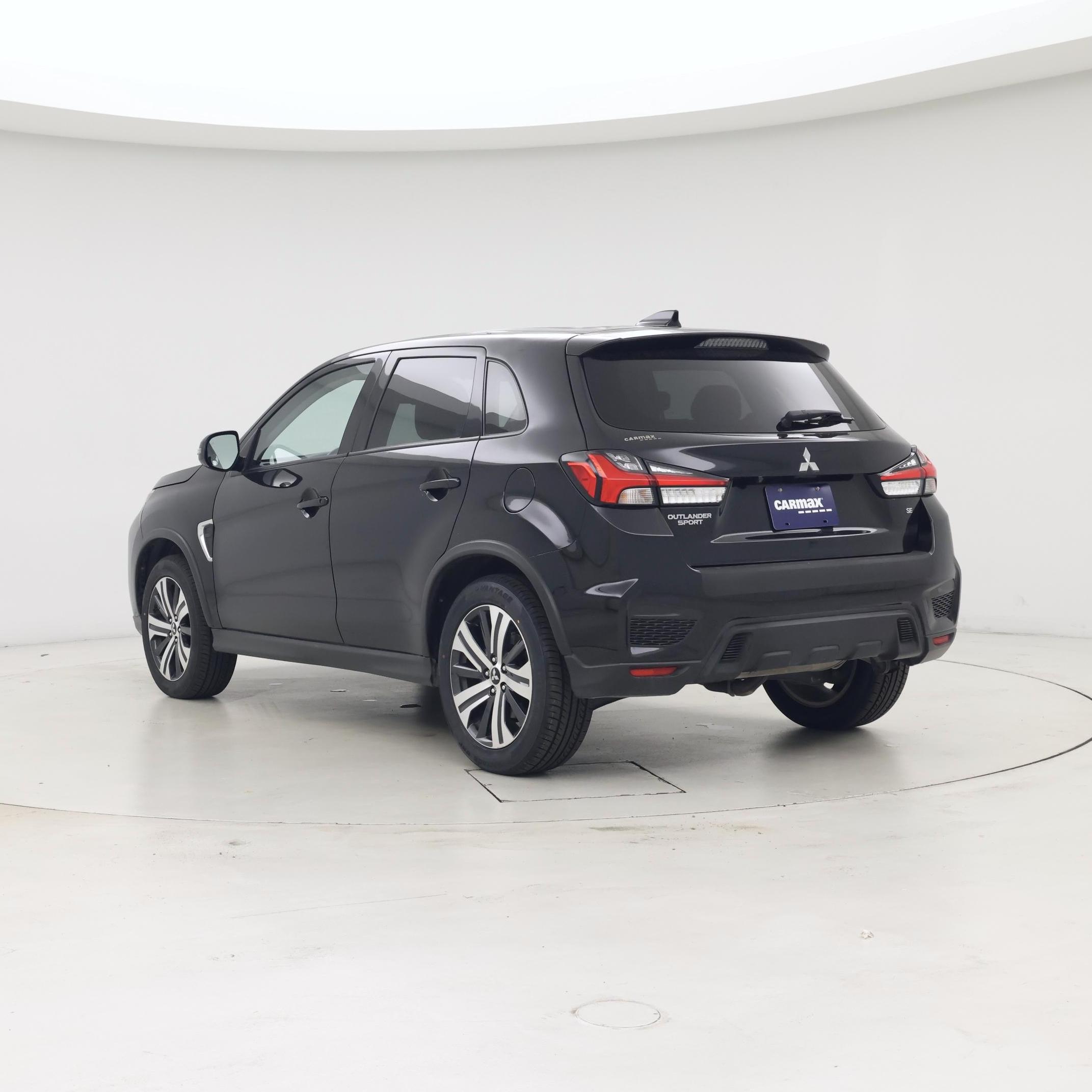 Thumbnail: 2023 Mitsubishi Outlander Sport - 2