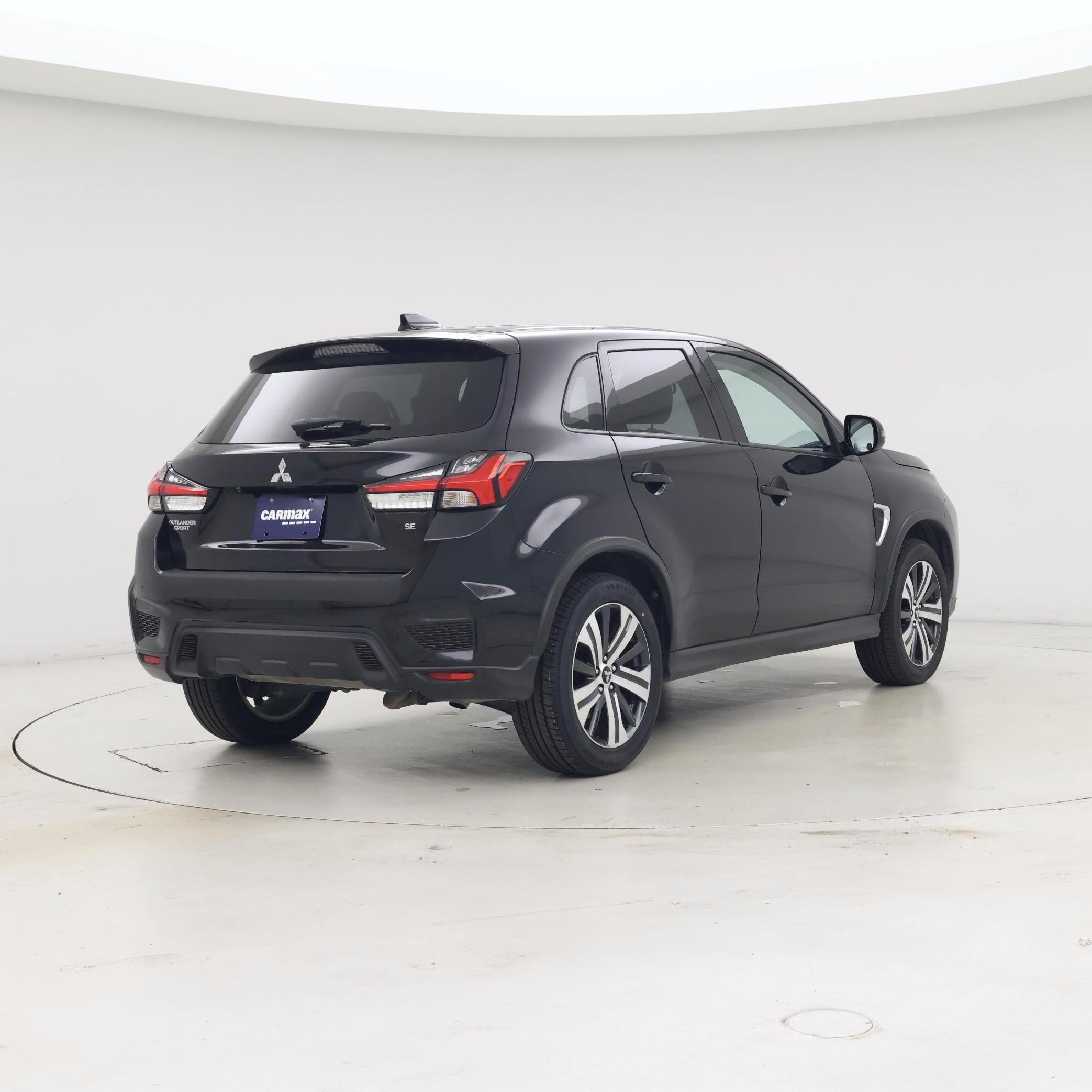 Thumbnail: 2023 Mitsubishi Outlander Sport - 8