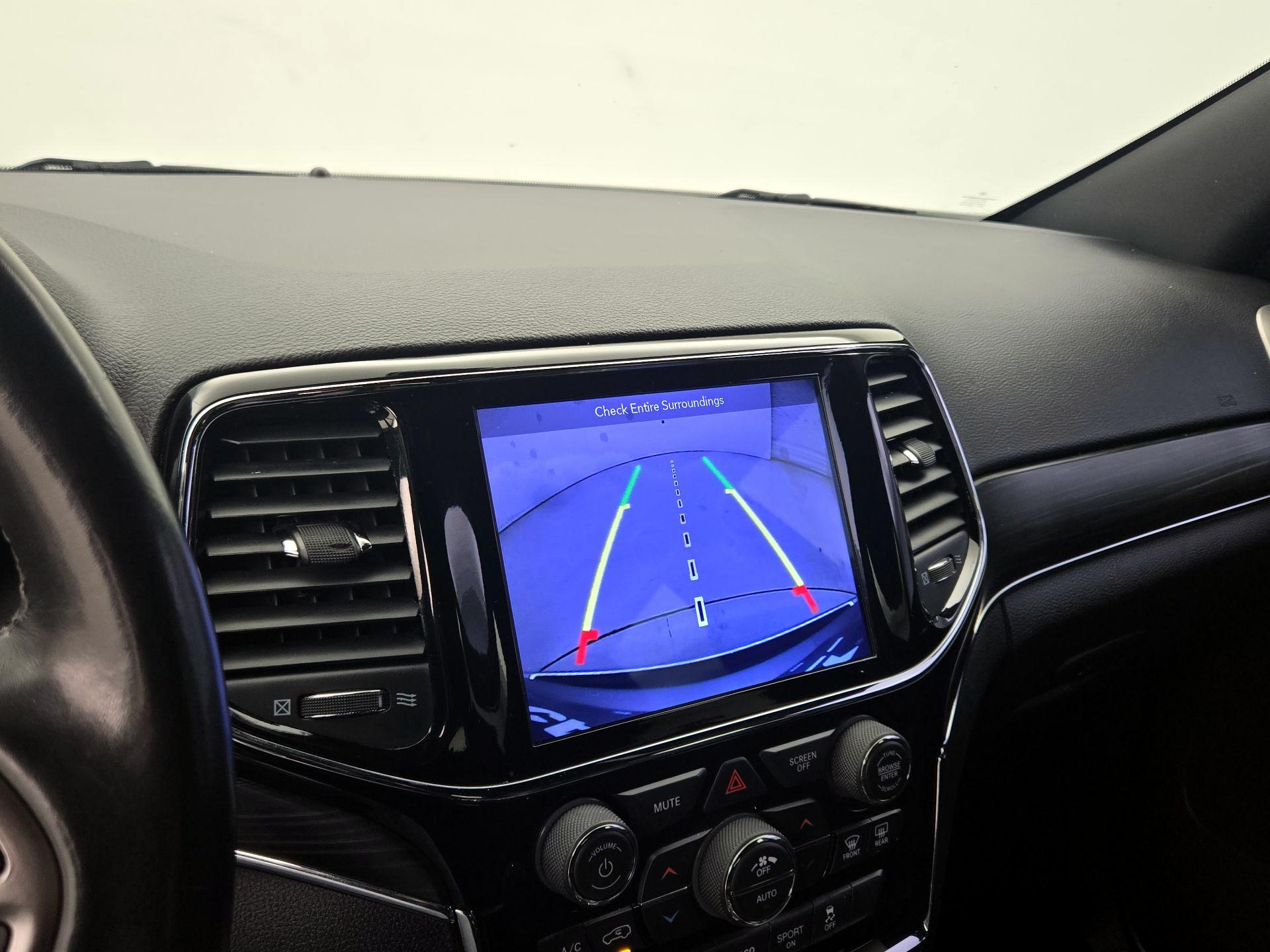 Thumbnail: 2019 Jeep Grand Cherokee - 15