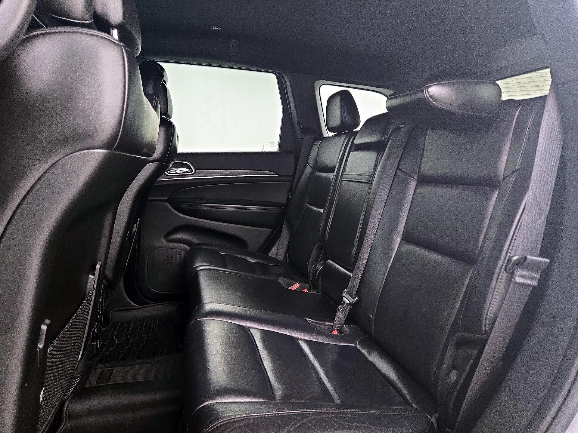 Thumbnail: 2019 Jeep Grand Cherokee - 20