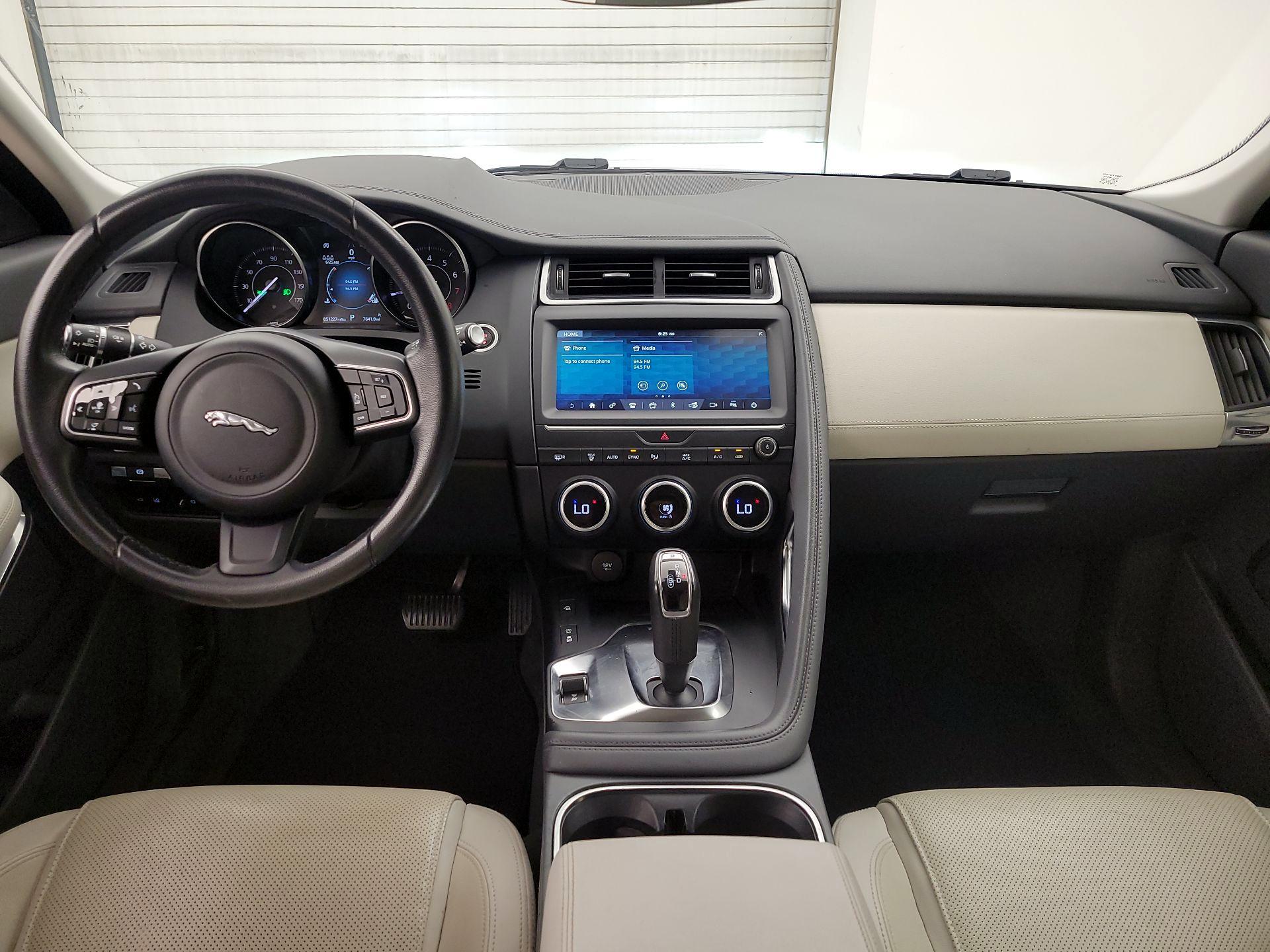 Thumbnail: 2020 Jaguar E-Pace - 9