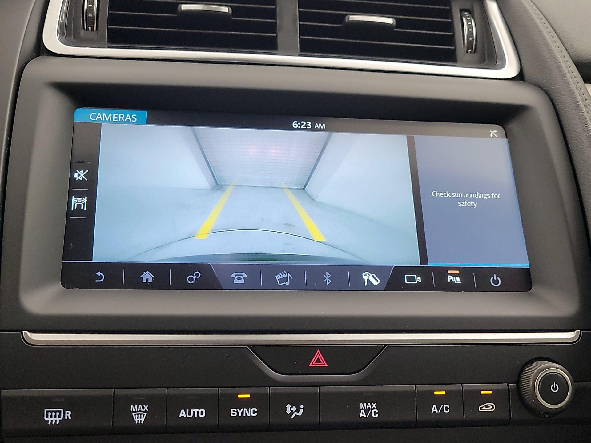 Thumbnail: 2020 Jaguar E-Pace - 14