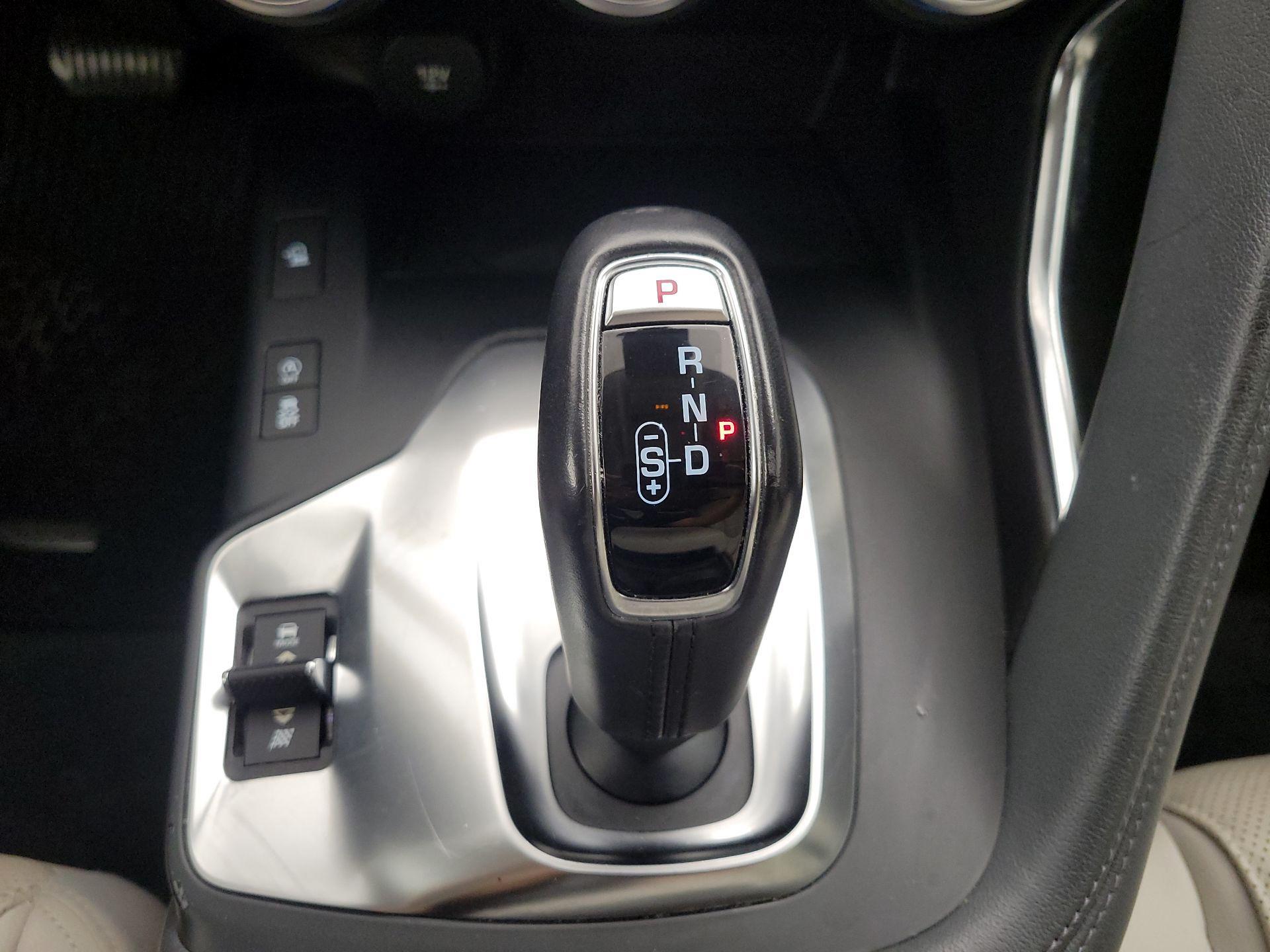 Thumbnail: 2020 Jaguar E-Pace - 17