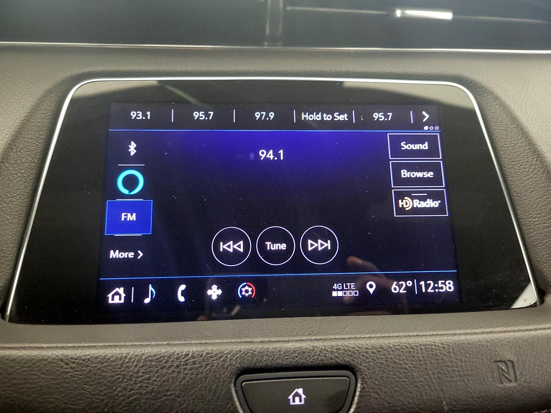 Thumbnail: 2019 Cadillac XT4 - 15