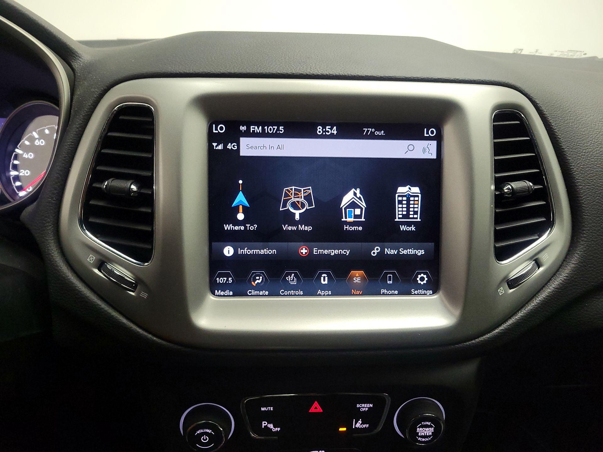 Thumbnail: 2021 Jeep Compass - 14