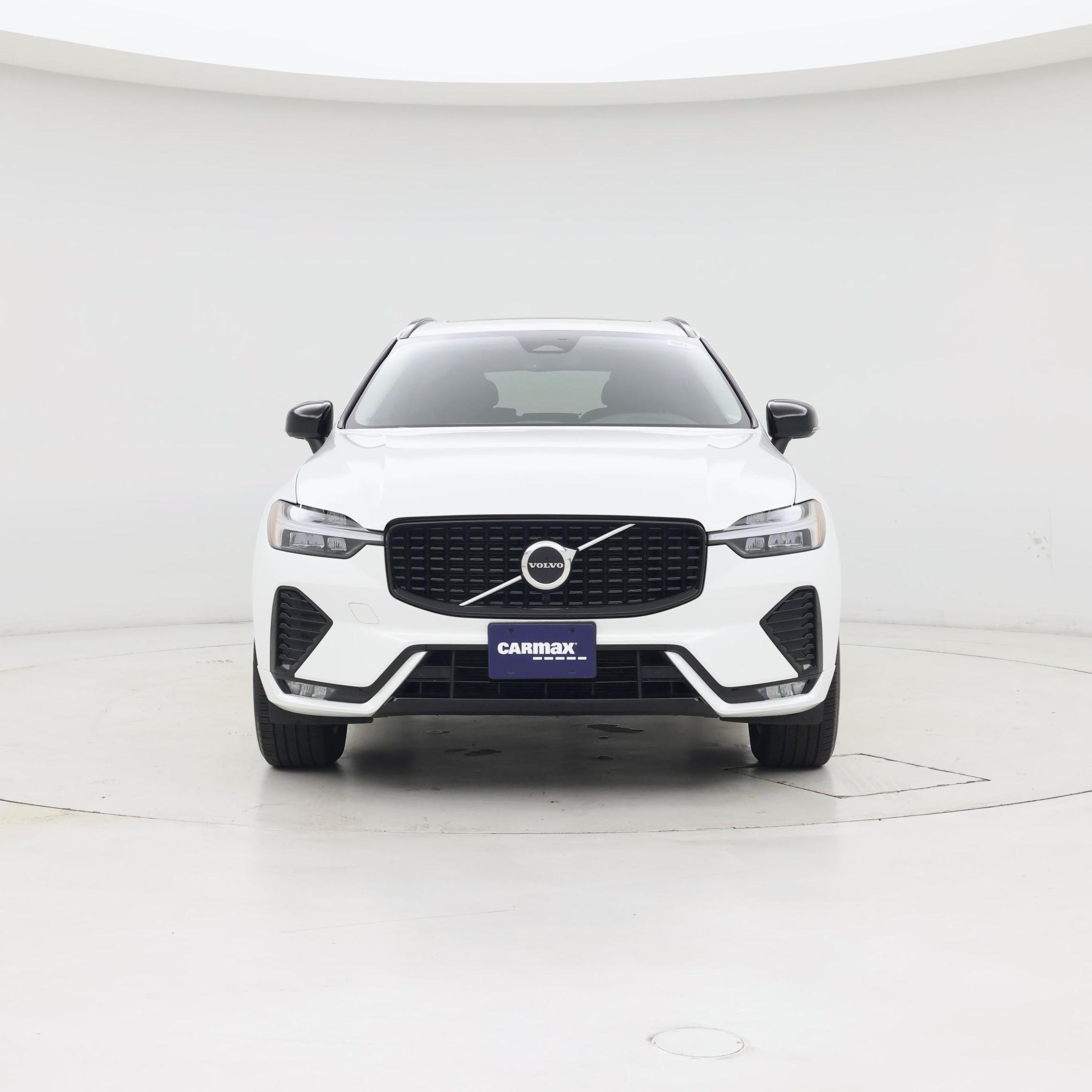 Thumbnail: 2025 Volvo XC60 - 5