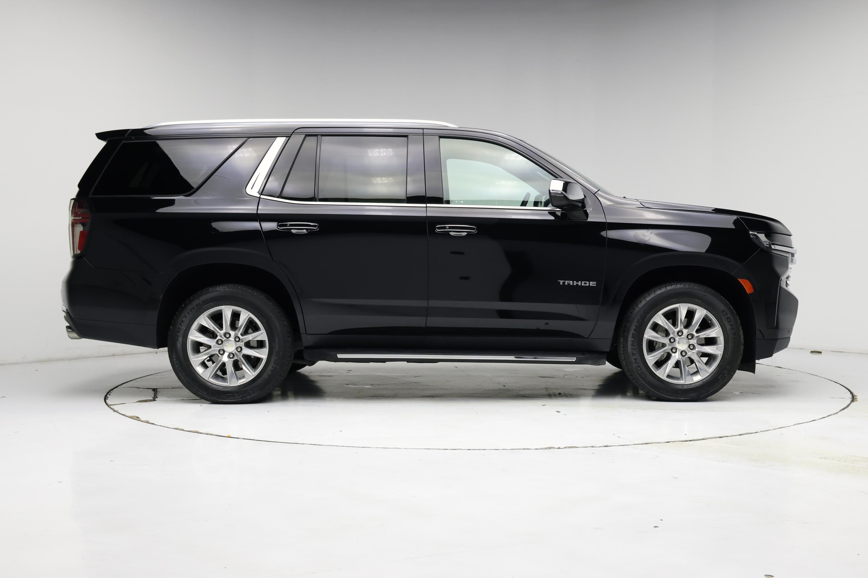 Thumbnail: 2023 Chevrolet Tahoe - 7