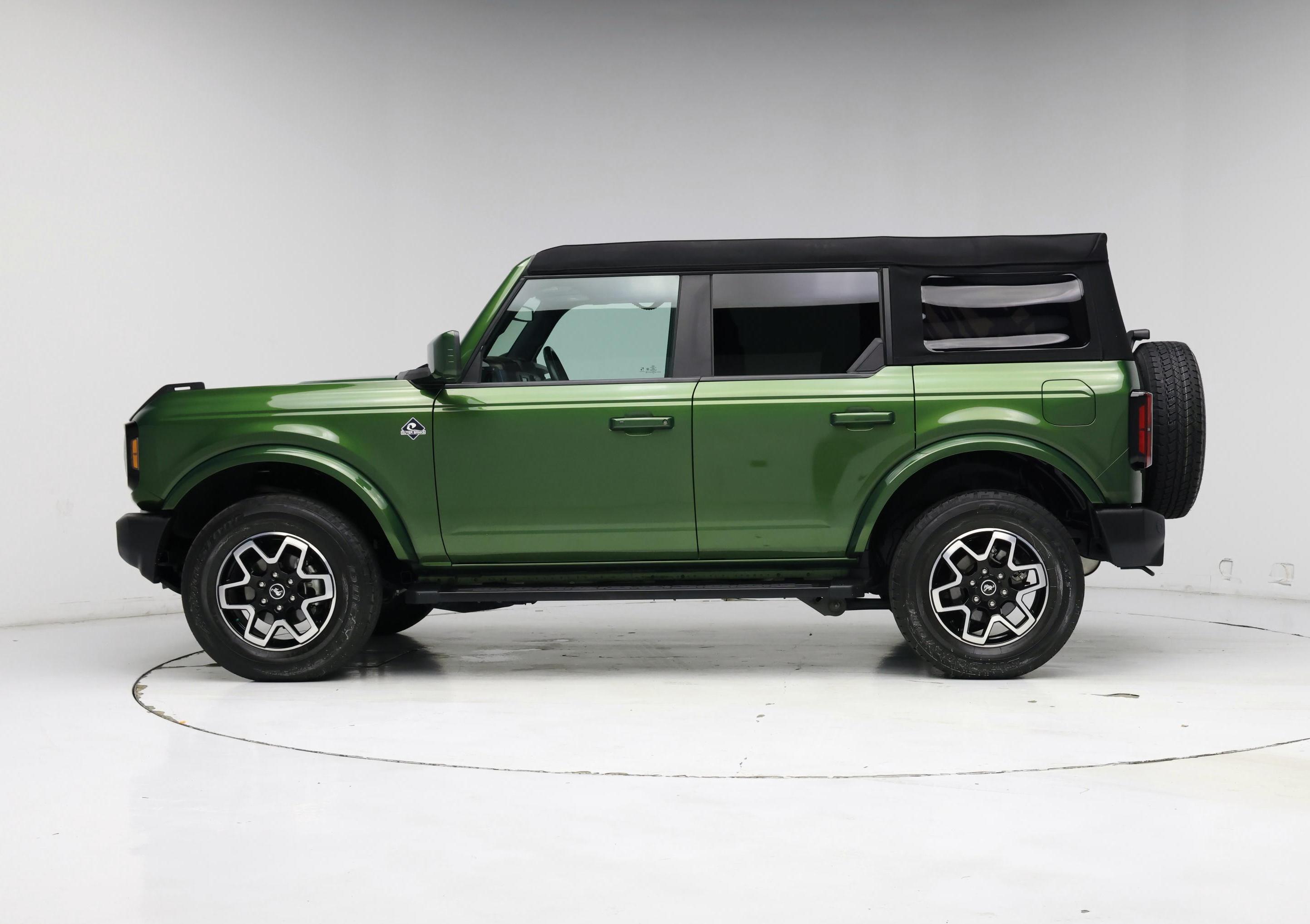 Thumbnail: 2023 Ford Bronco - 3
