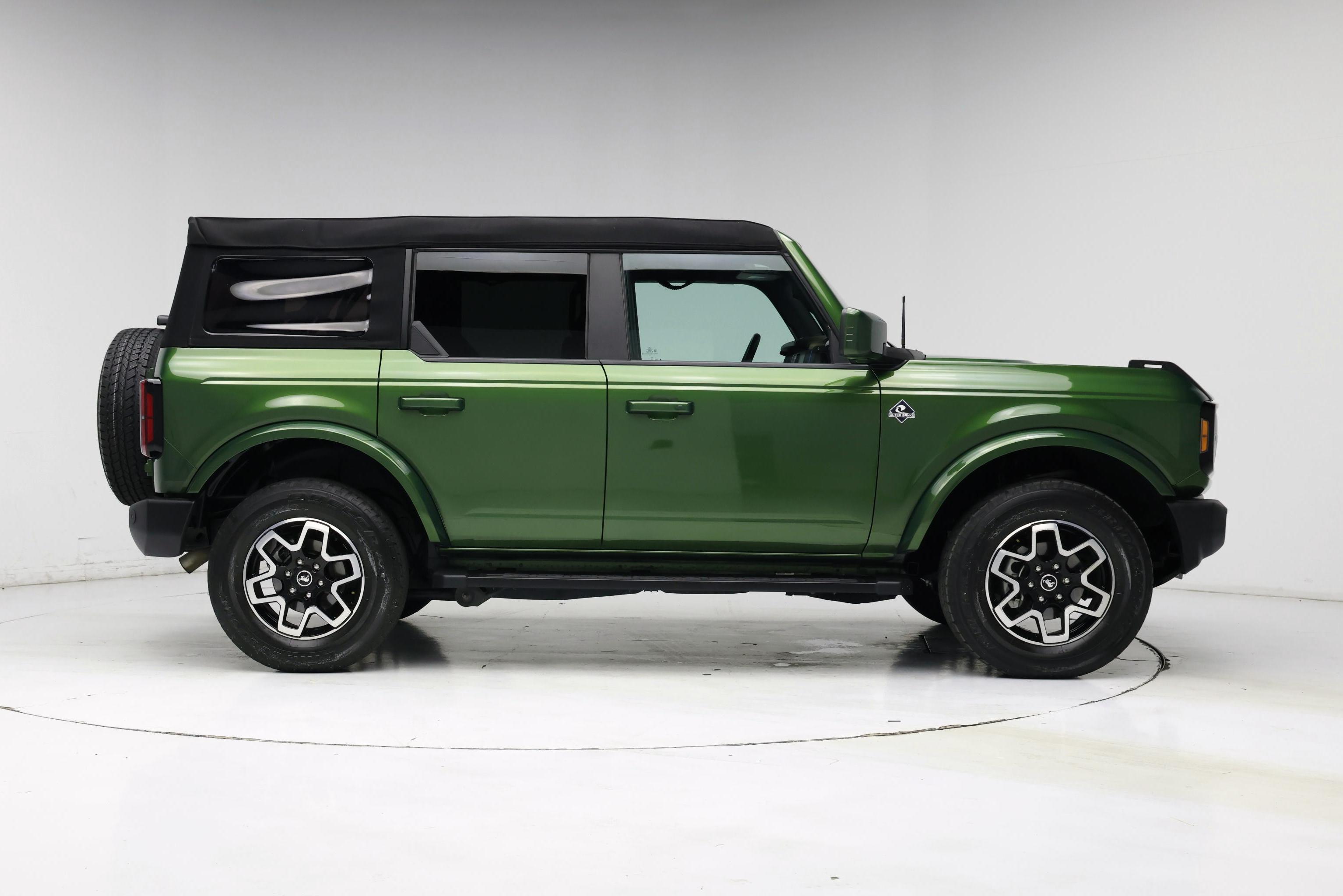 Thumbnail: 2023 Ford Bronco - 7