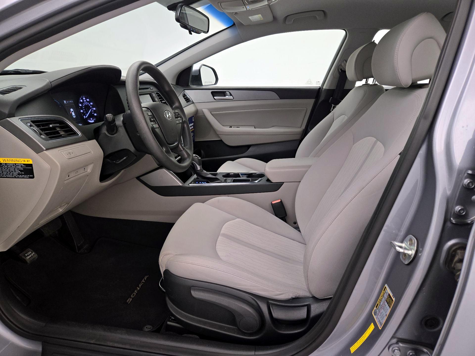 Thumbnail: 2016 Hyundai Sonata - 11