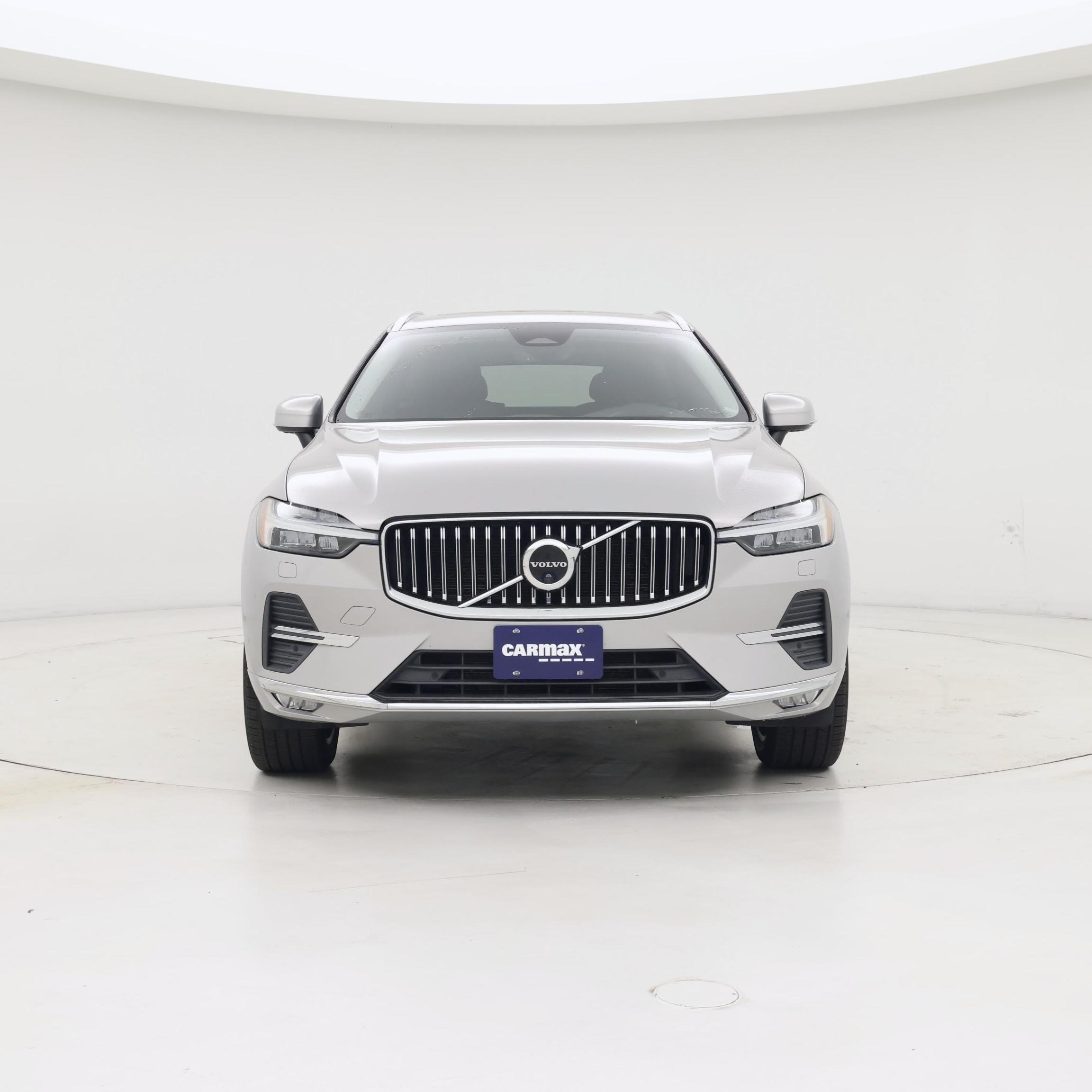 Thumbnail: 2022 Volvo XC60 - 5