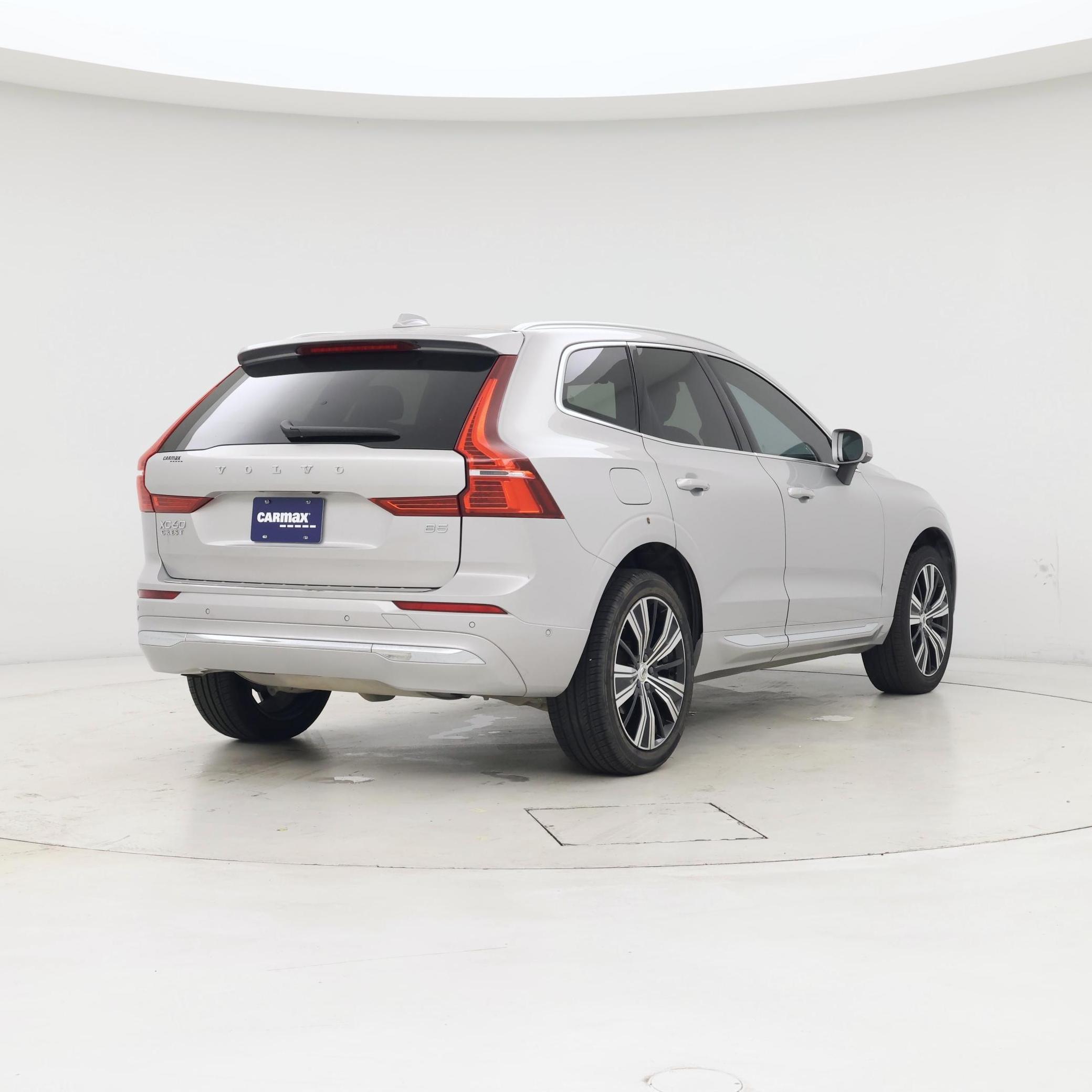 Thumbnail: 2022 Volvo XC60 - 8