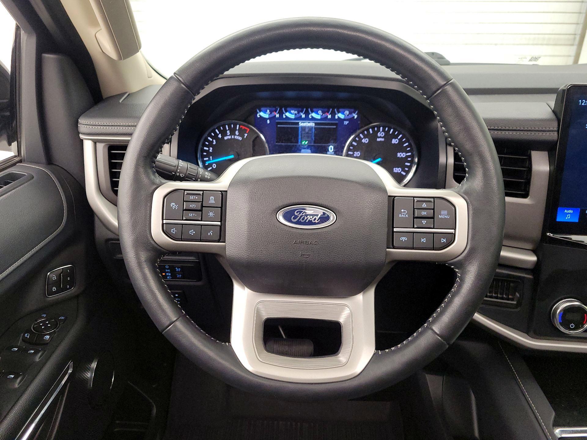 Thumbnail: 2022 Ford Expedition - 10