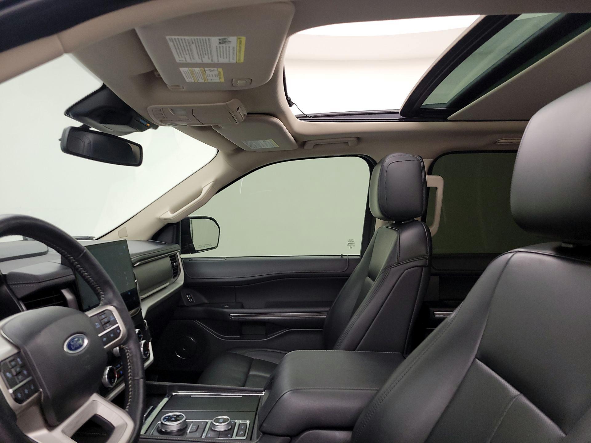 Thumbnail: 2022 Ford Expedition - 20