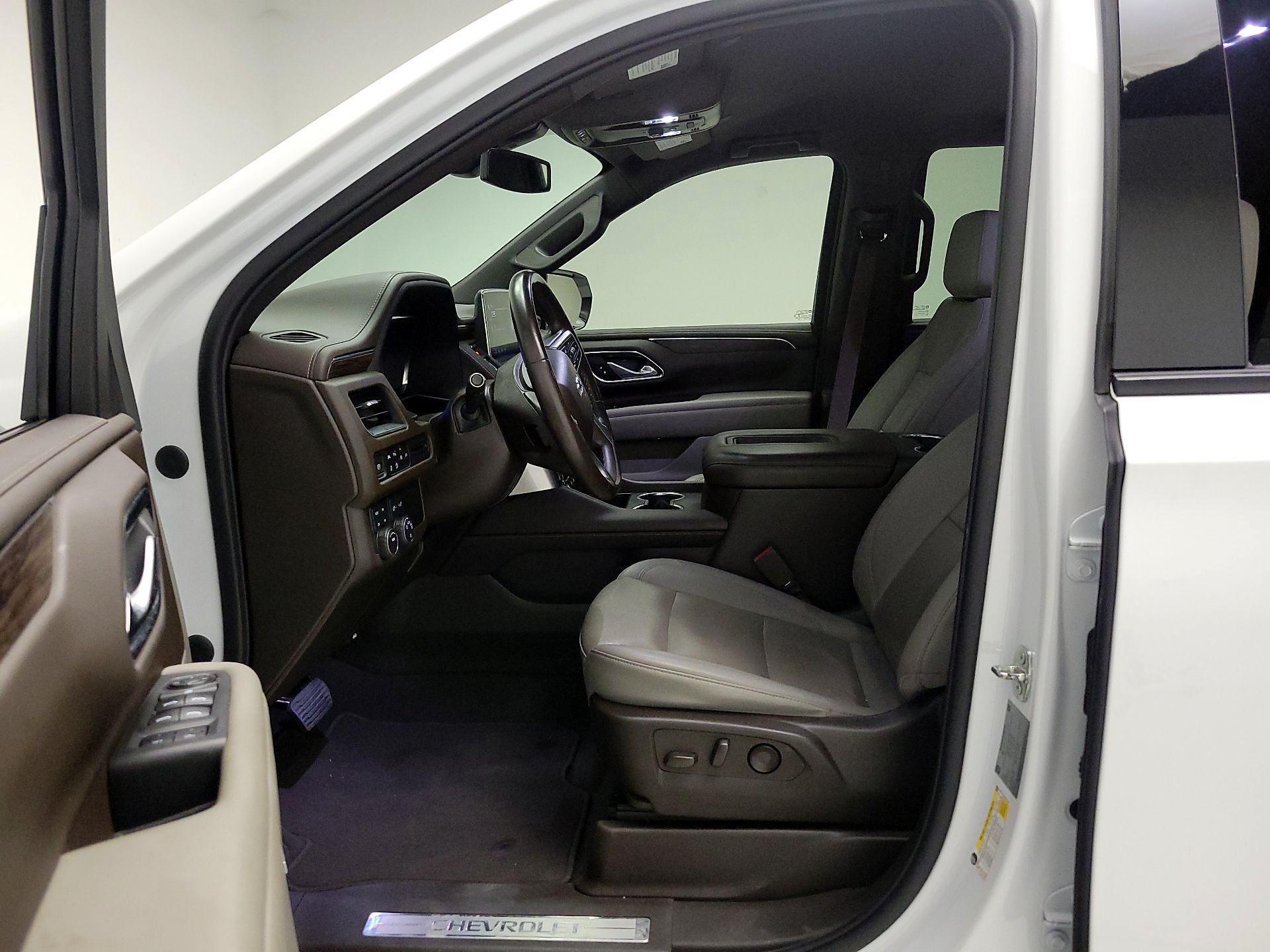 Thumbnail: 2022 Chevrolet Tahoe - 11