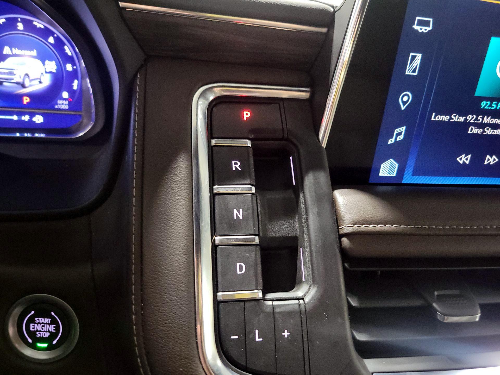 Thumbnail: 2022 Chevrolet Tahoe - 17