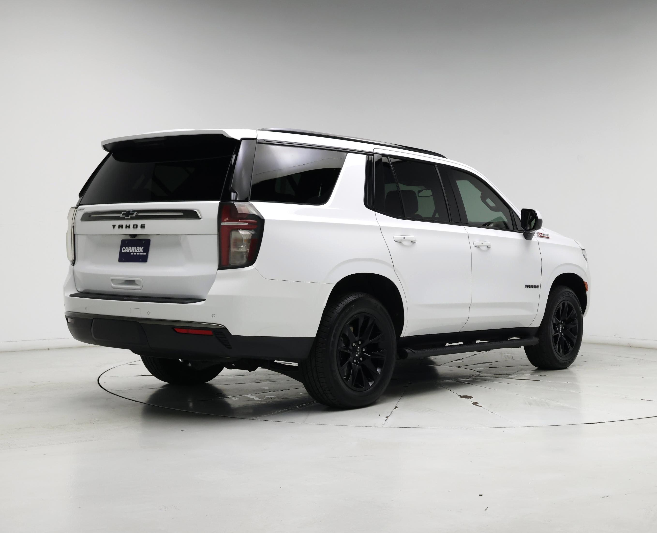 Thumbnail: 2022 Chevrolet Tahoe - 8