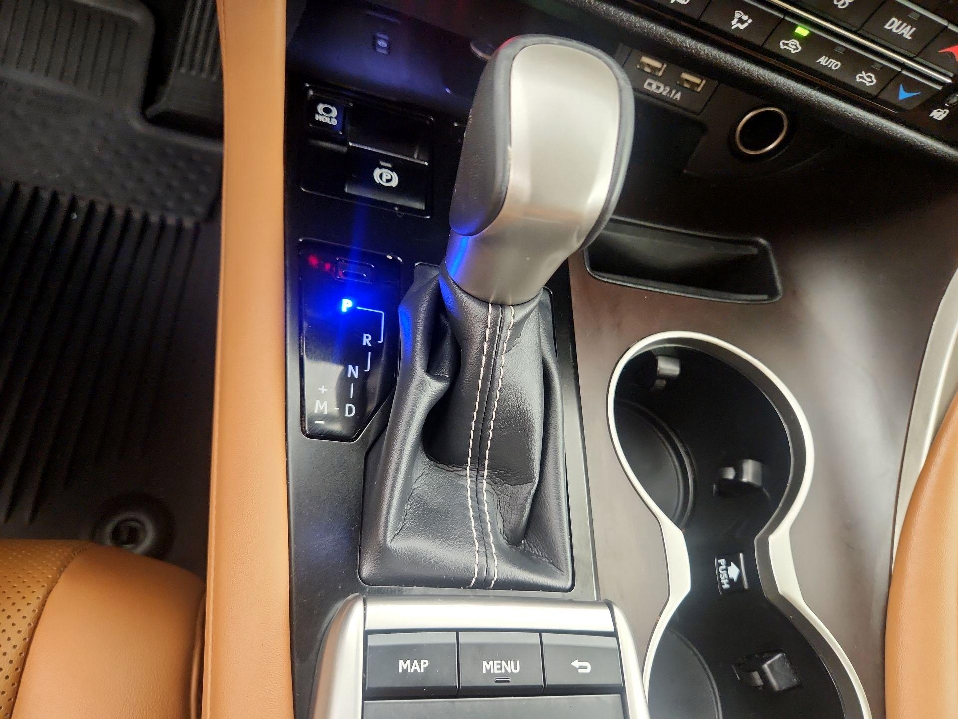 Thumbnail: 2022 Lexus RX - 17