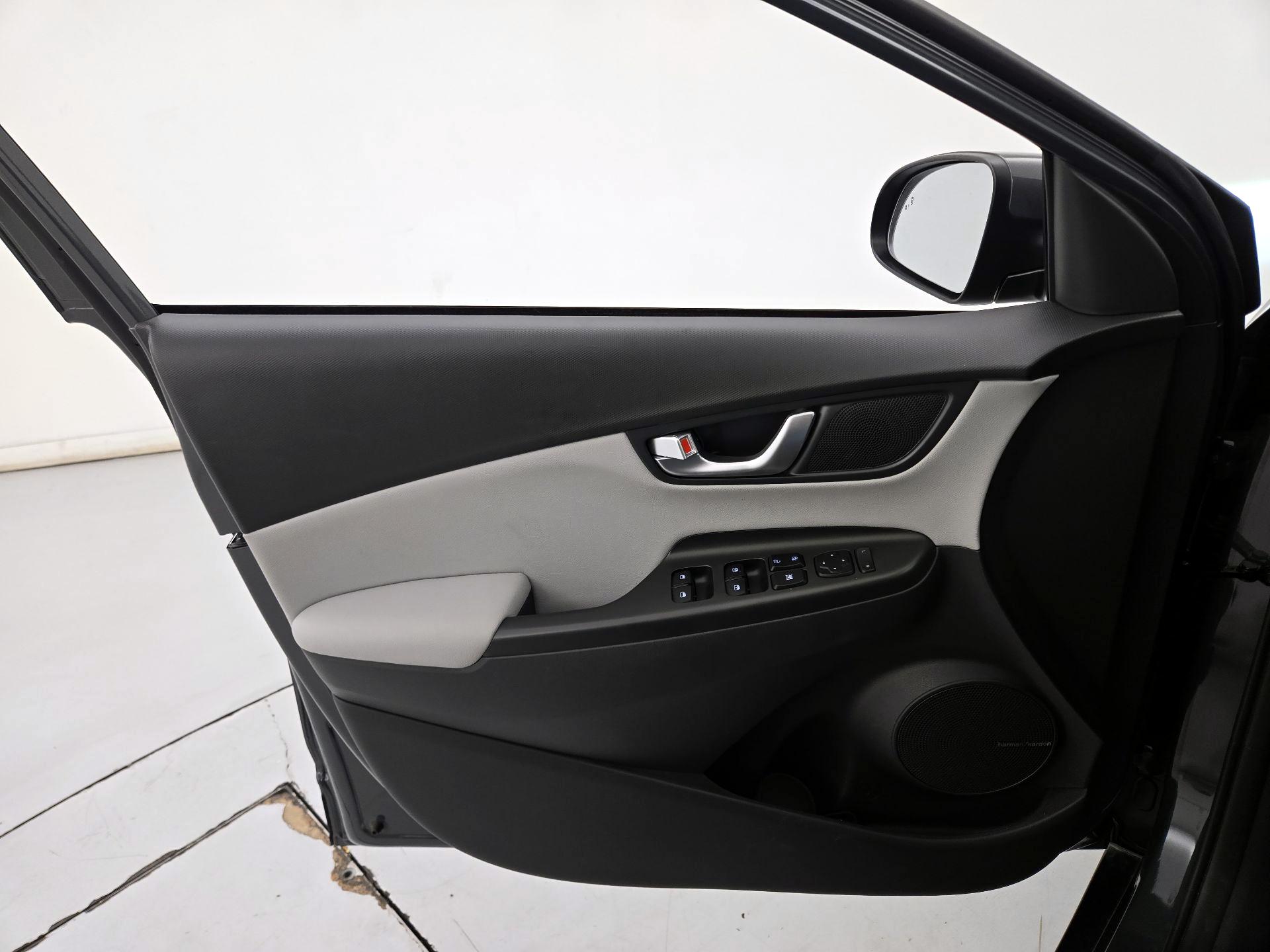 Thumbnail: 2023 Hyundai Kona - 12