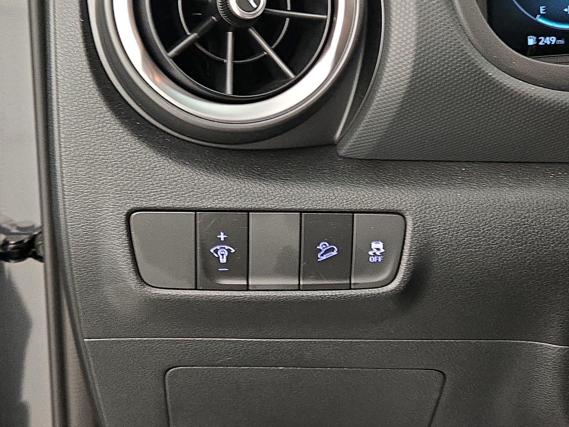 Thumbnail: 2023 Hyundai Kona - 13