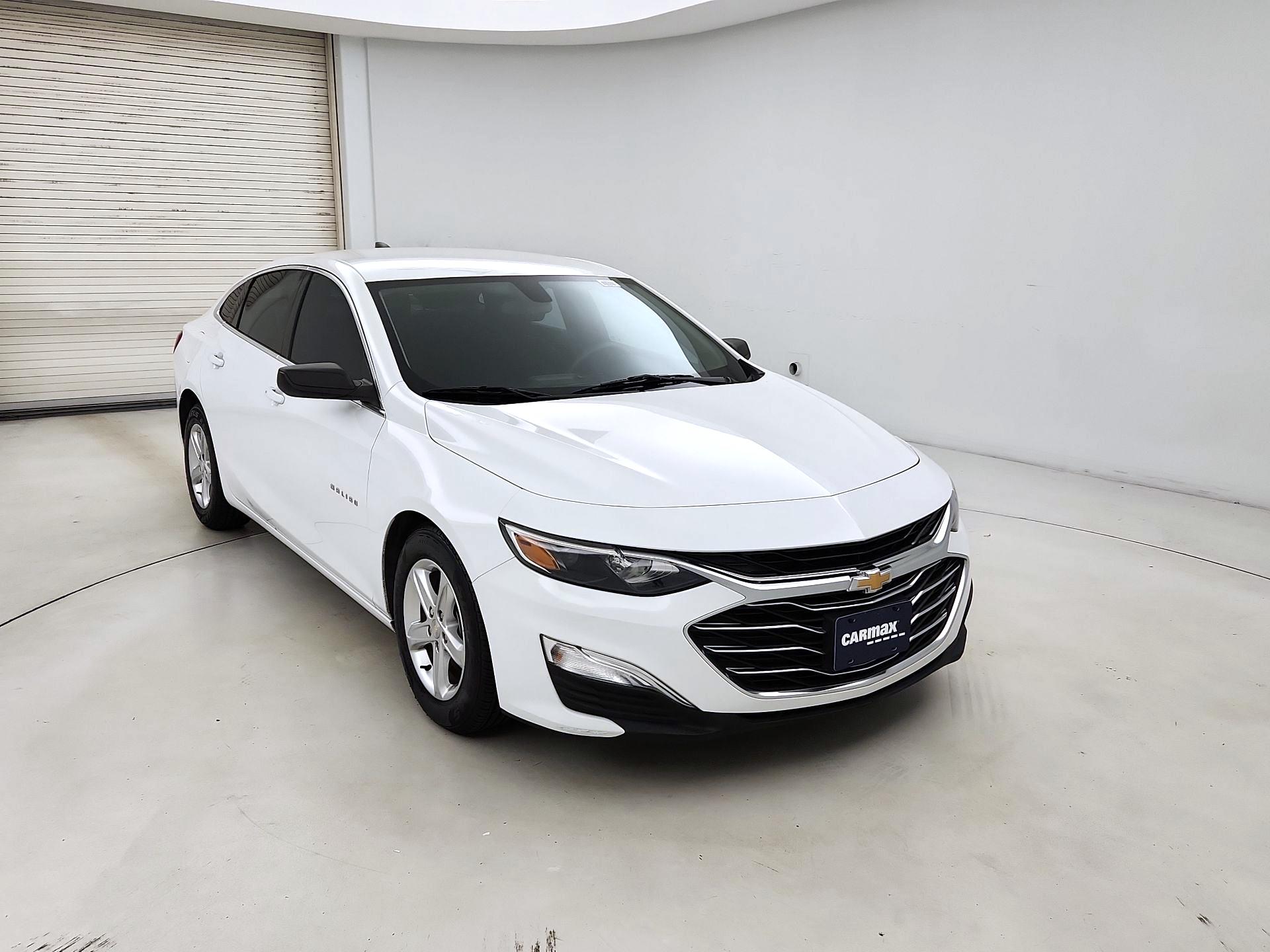Thumbnail: 2021 Chevrolet Malibu - 1