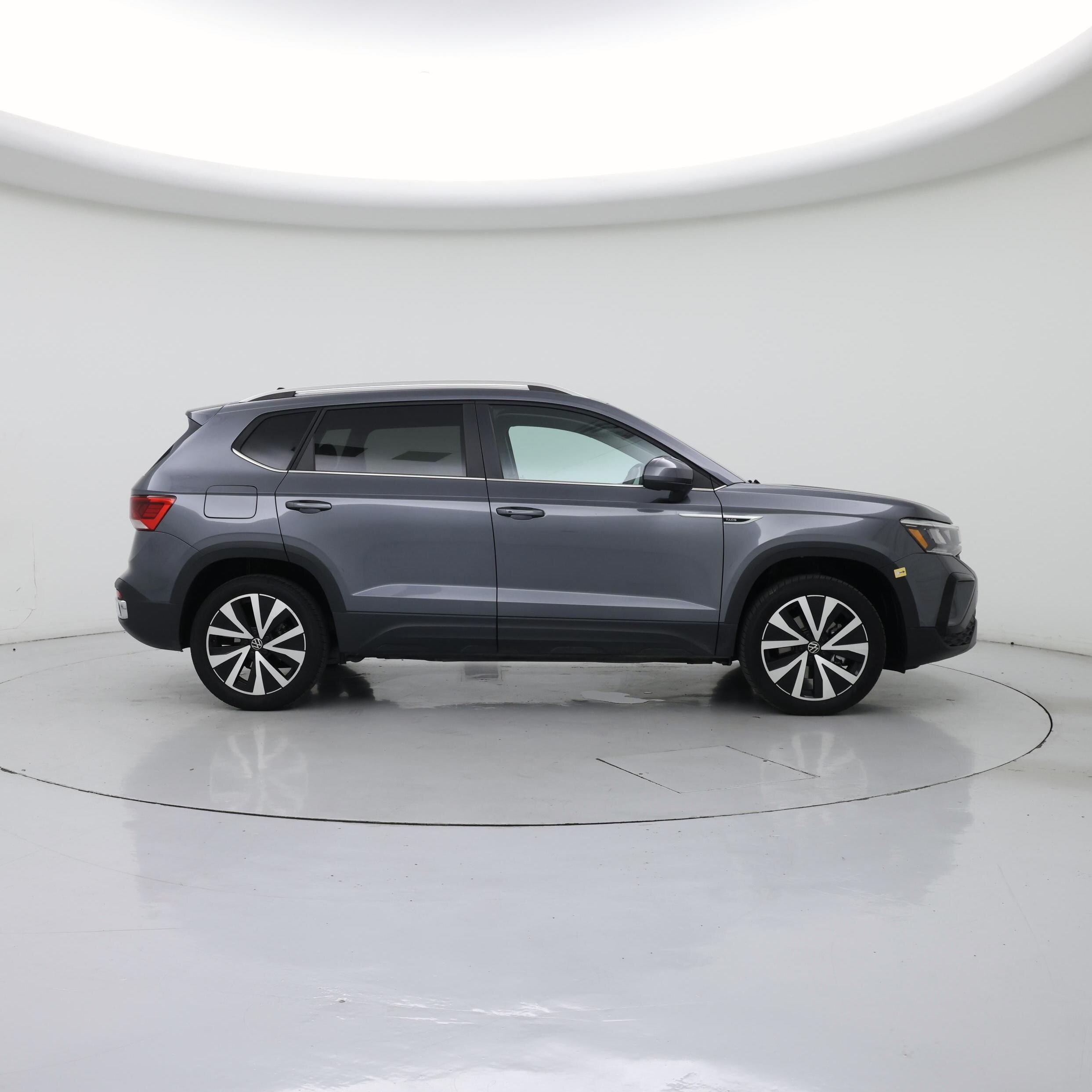 Thumbnail: 2023 Volkswagen Taos - 7
