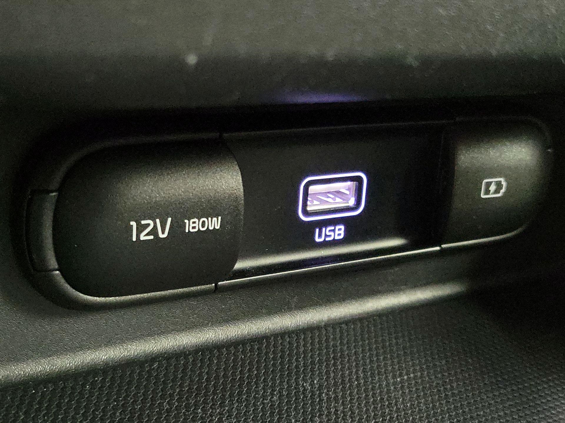 Thumbnail: 2023 Kia Seltos - 19