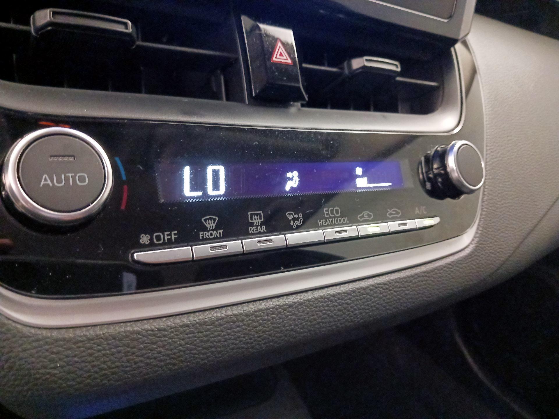 Thumbnail: 2024 Toyota Corolla - 16