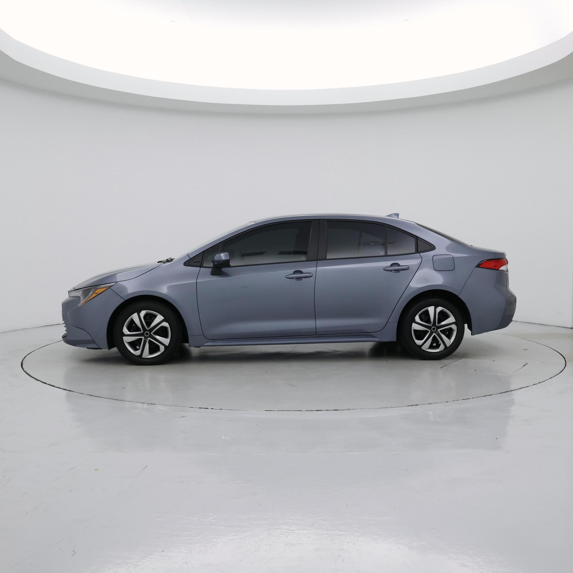 Thumbnail: 2024 Toyota Corolla - 3