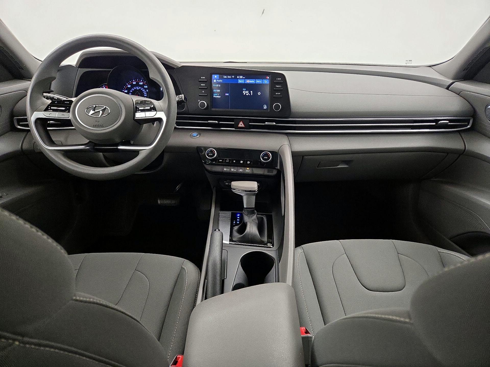 Thumbnail: 2022 Hyundai Elantra - 9