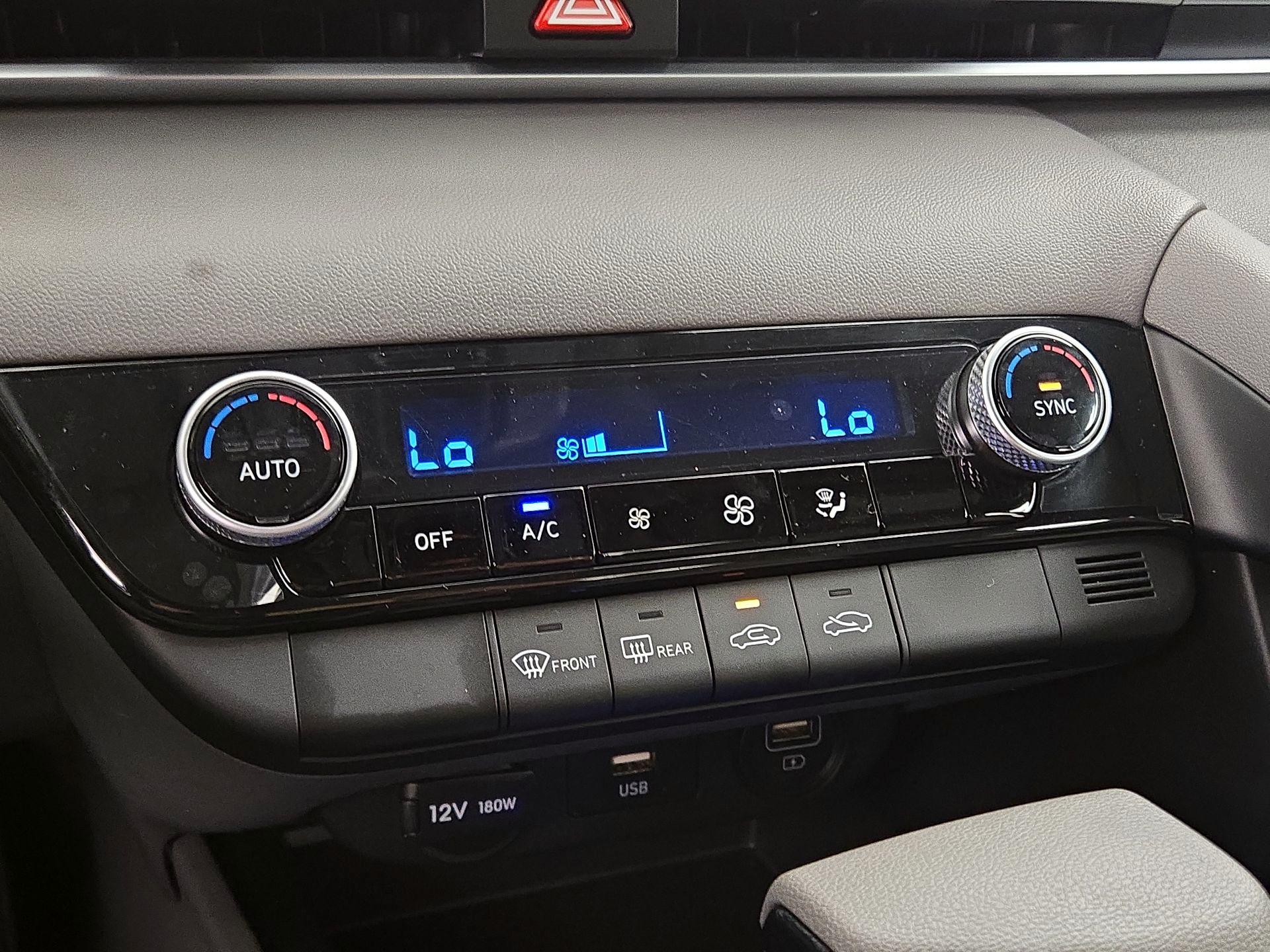 Thumbnail: 2022 Hyundai Elantra - 15