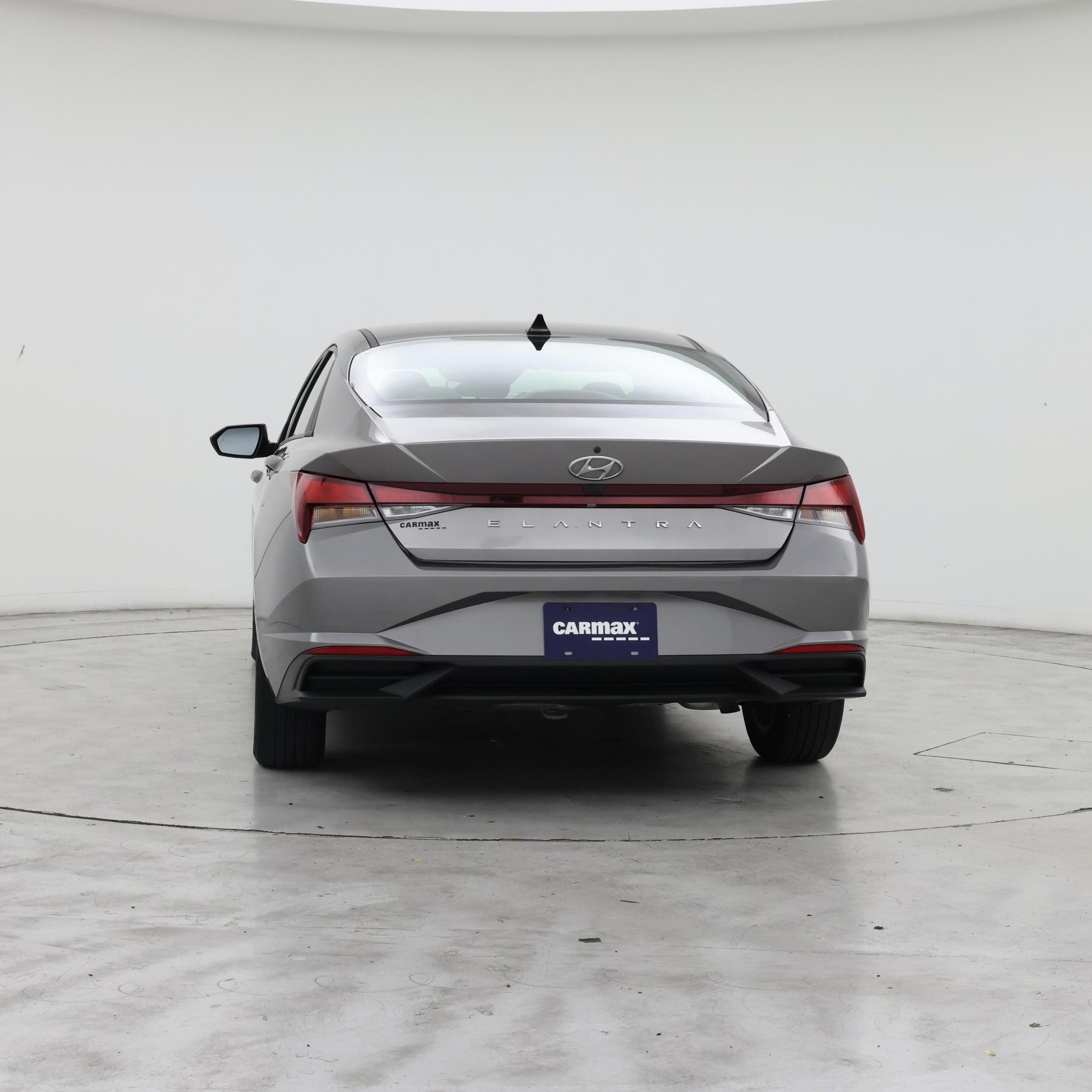 Thumbnail: 2022 Hyundai Elantra - 6