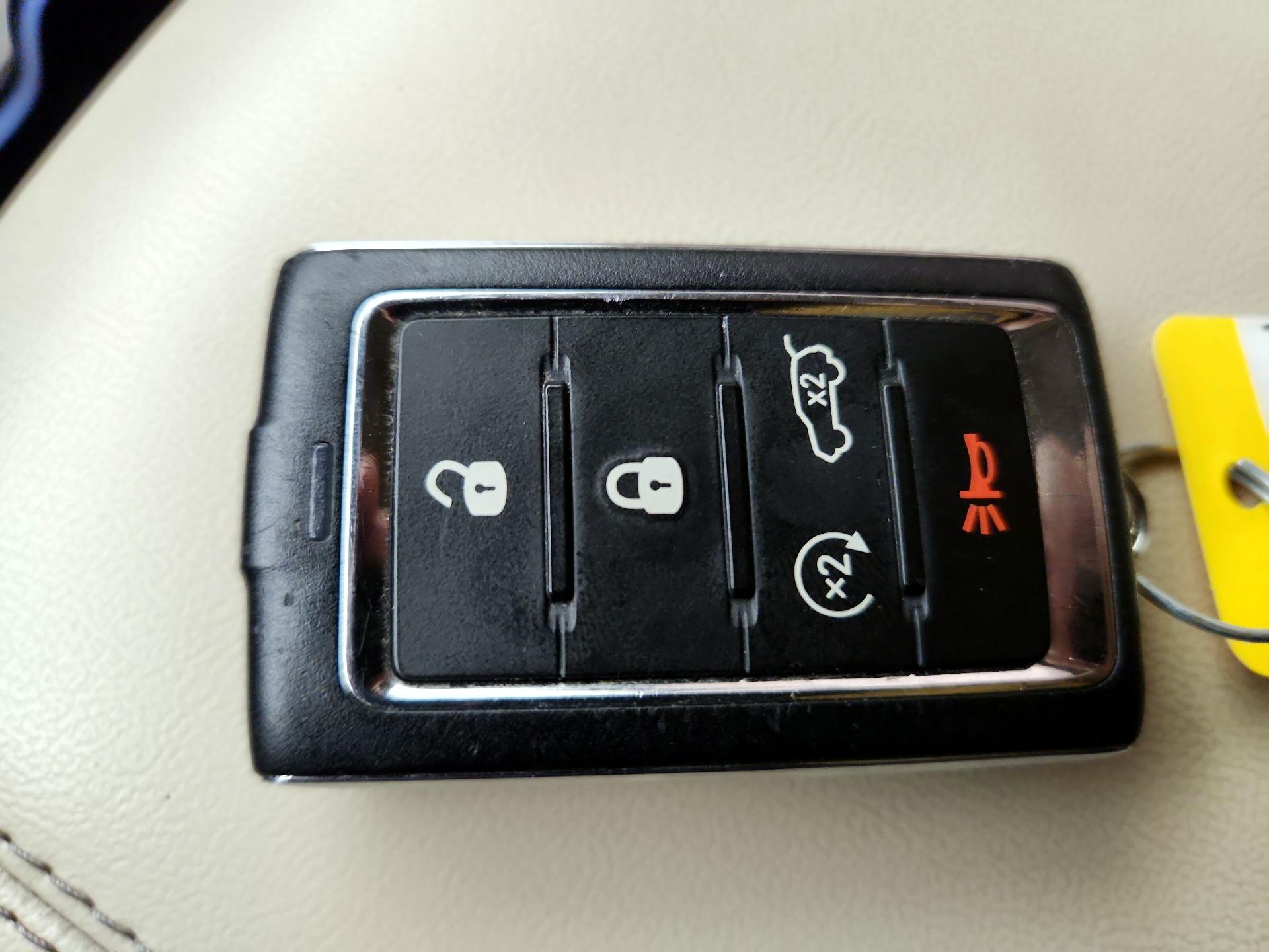 Thumbnail: 2022 Jeep Grand Cherokee - 16