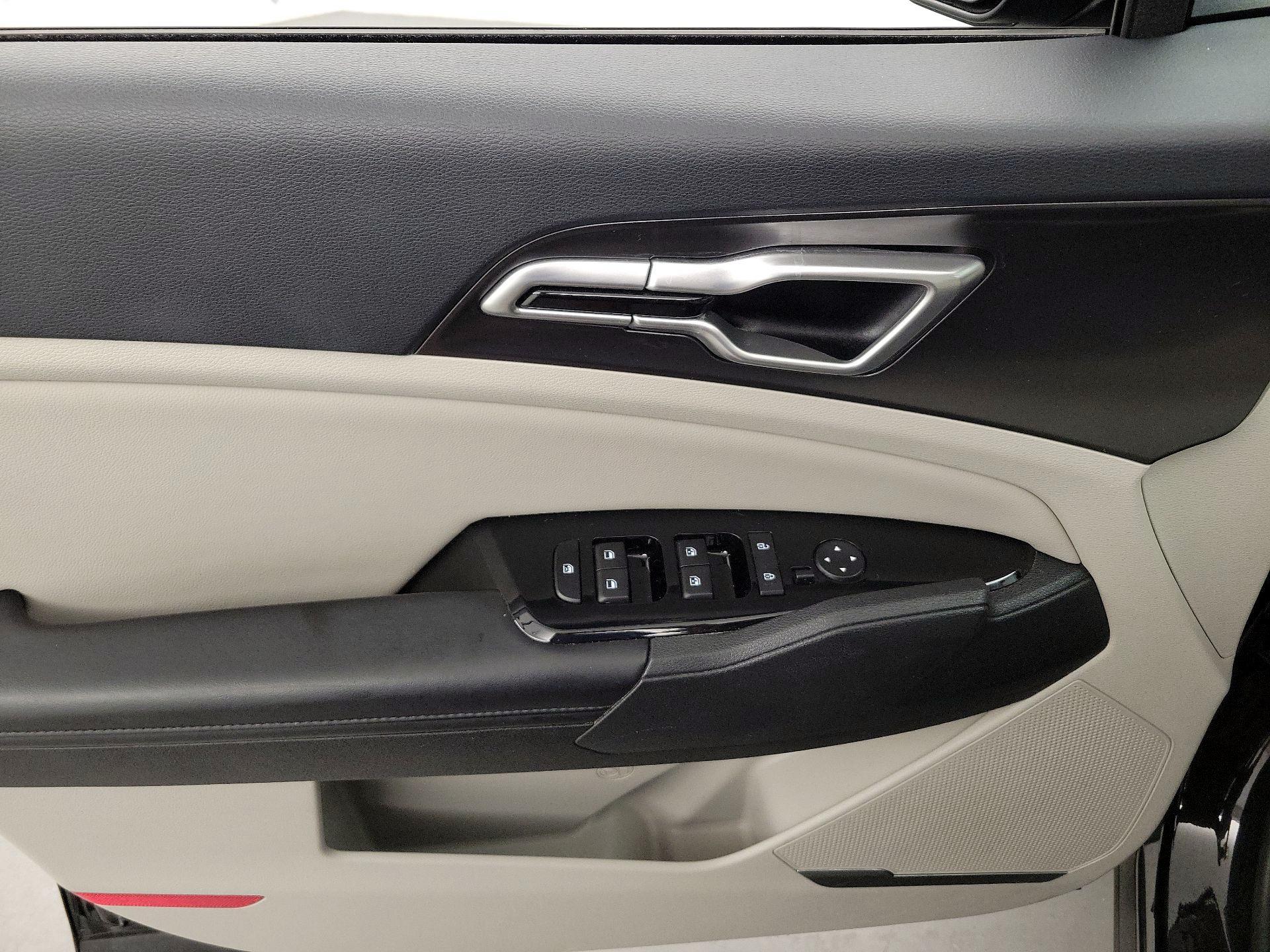 Thumbnail: 2024 Kia Sportage - 12