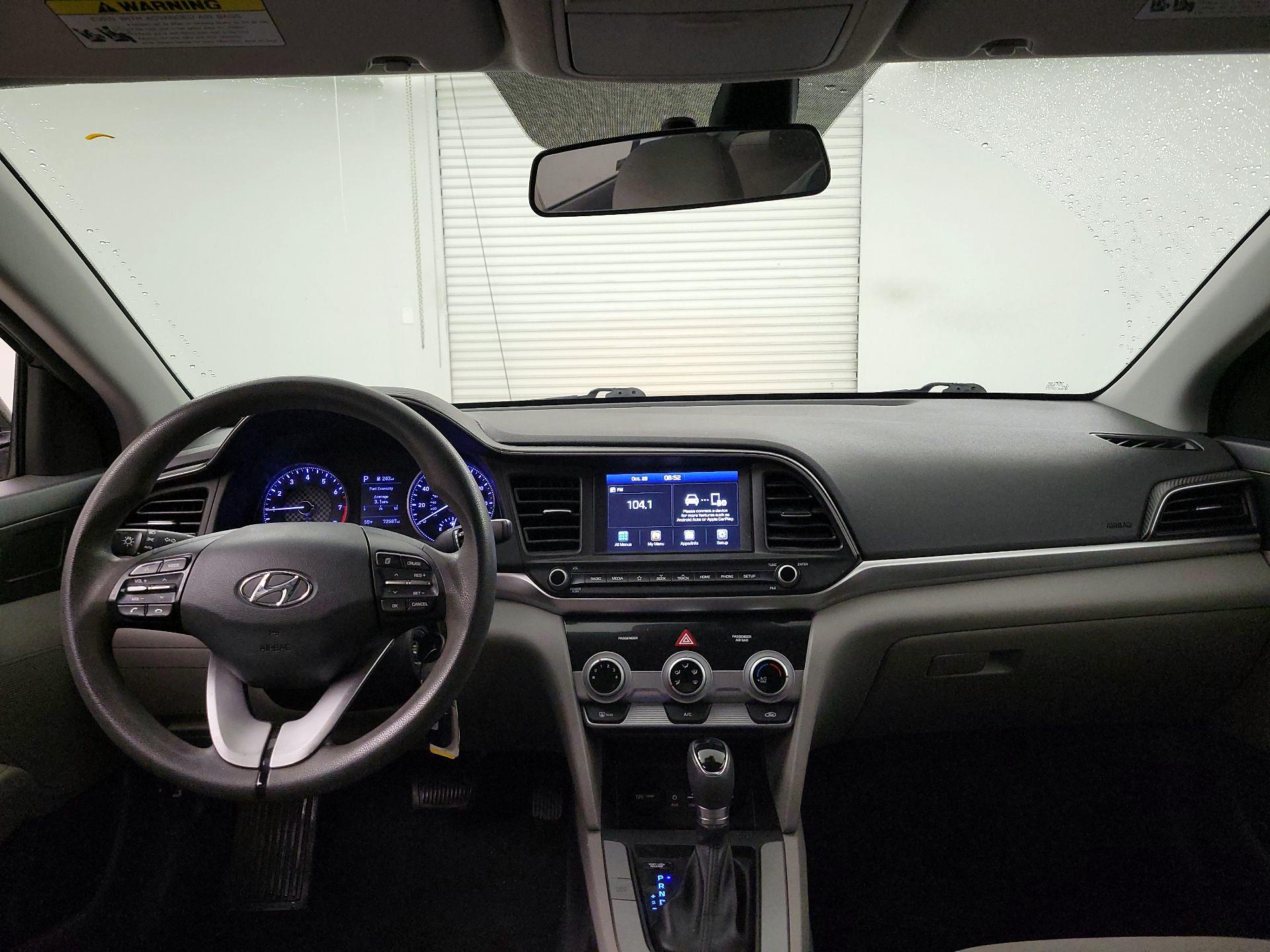 Thumbnail: 2019 Hyundai Elantra - 9