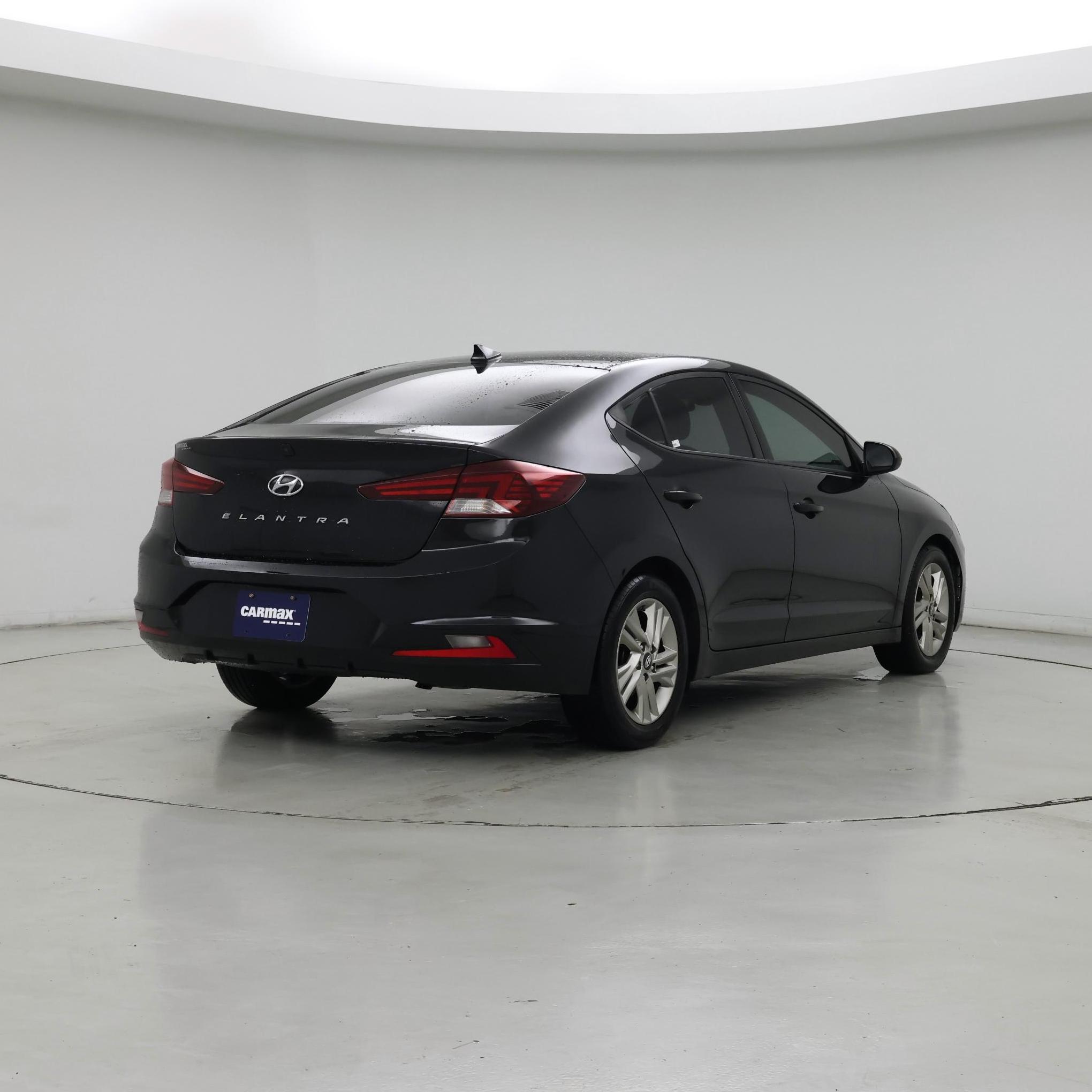 Thumbnail: 2019 Hyundai Elantra - 8