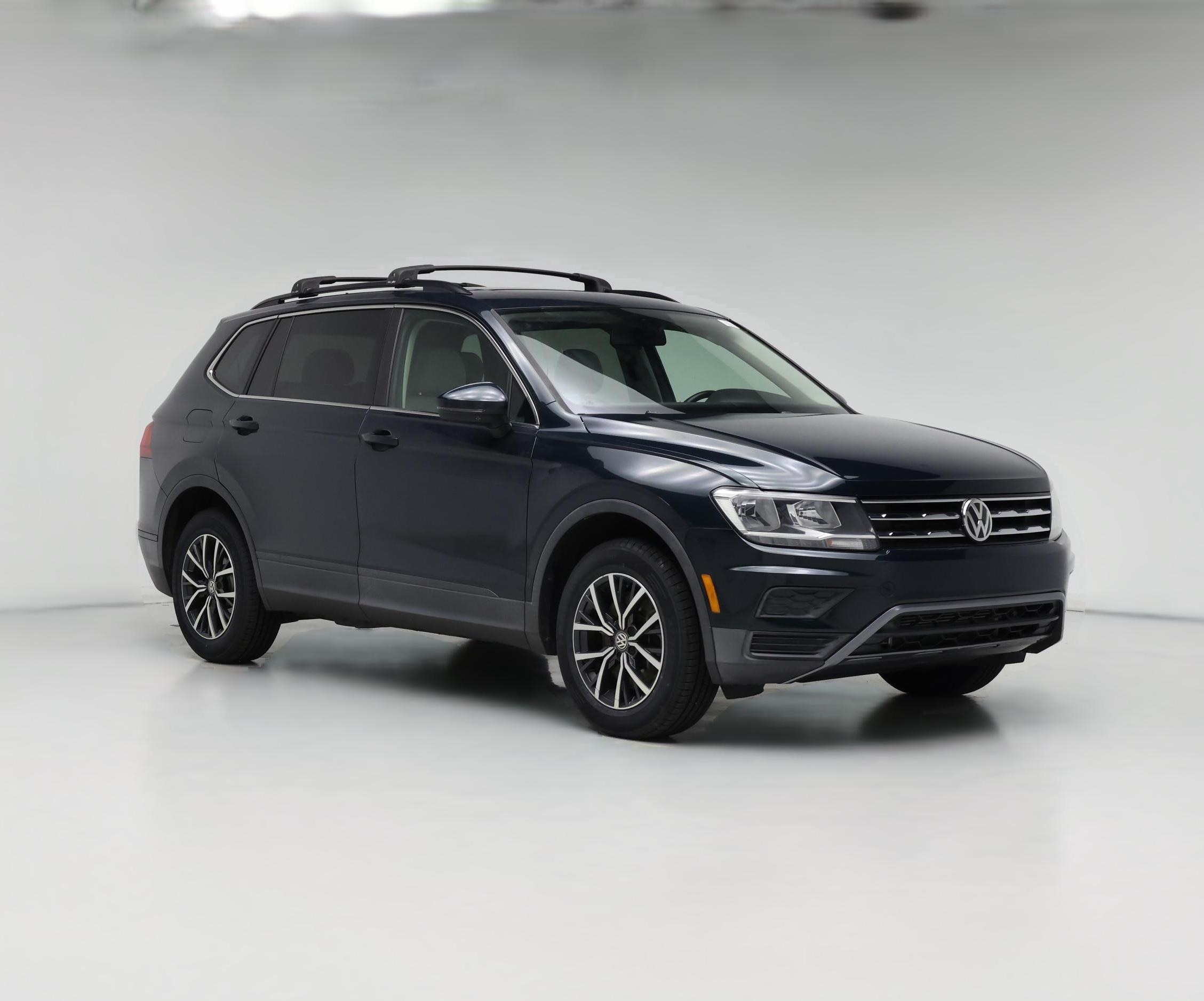 Thumbnail: 2019 Volkswagen Tiguan - 1