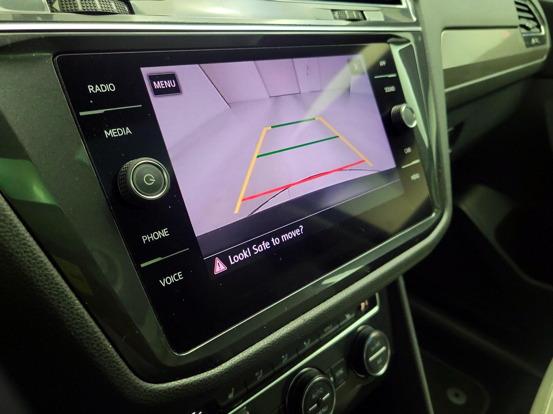 Thumbnail: 2019 Volkswagen Tiguan - 14