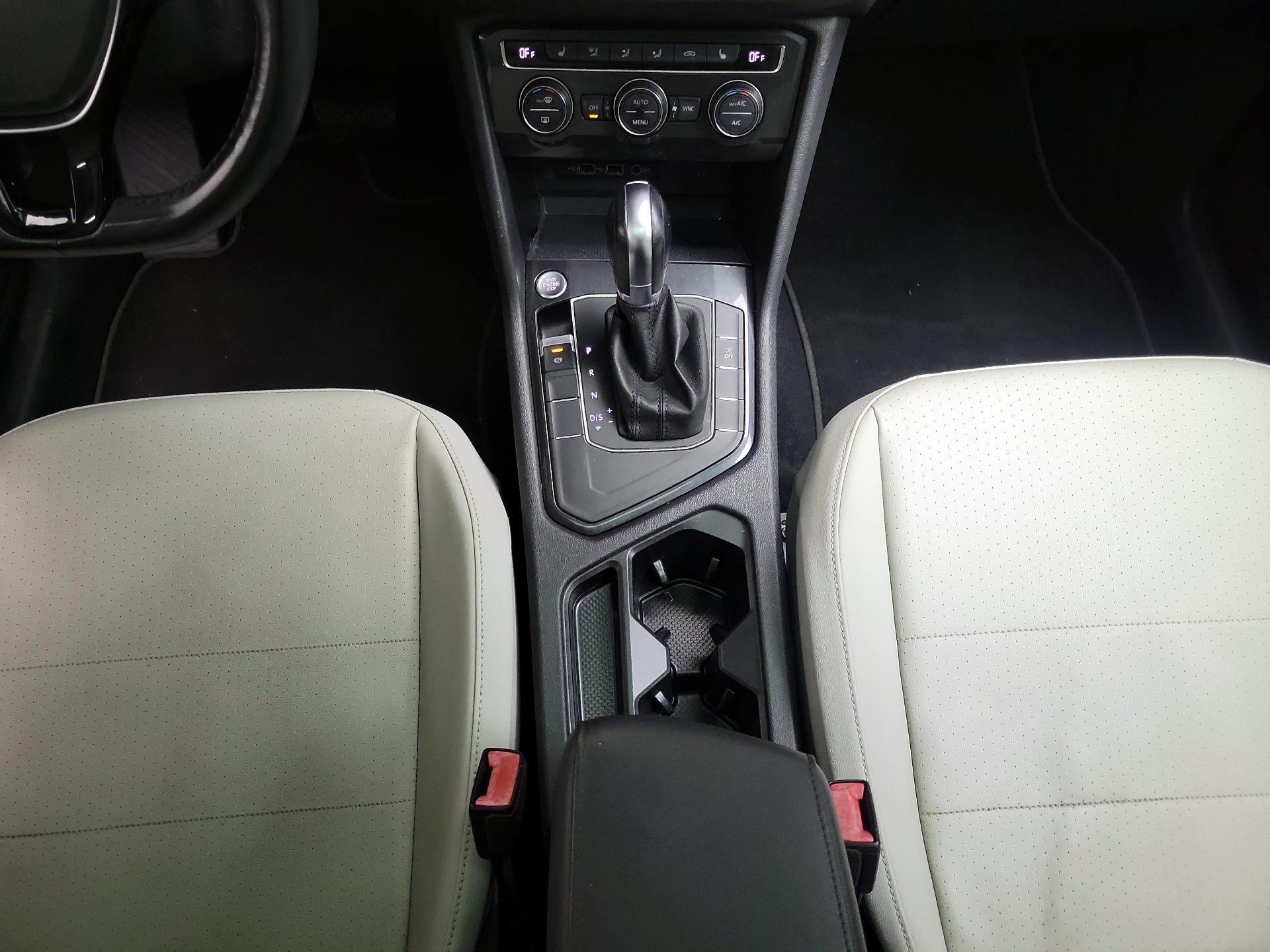 Thumbnail: 2019 Volkswagen Tiguan - 17